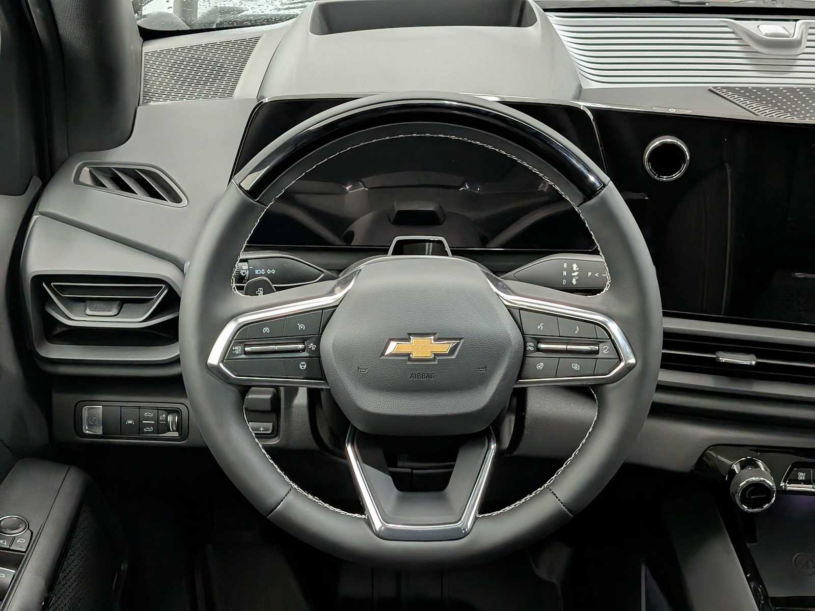 Thumbnail: 2026 Chevrolet Silverado EV - 22