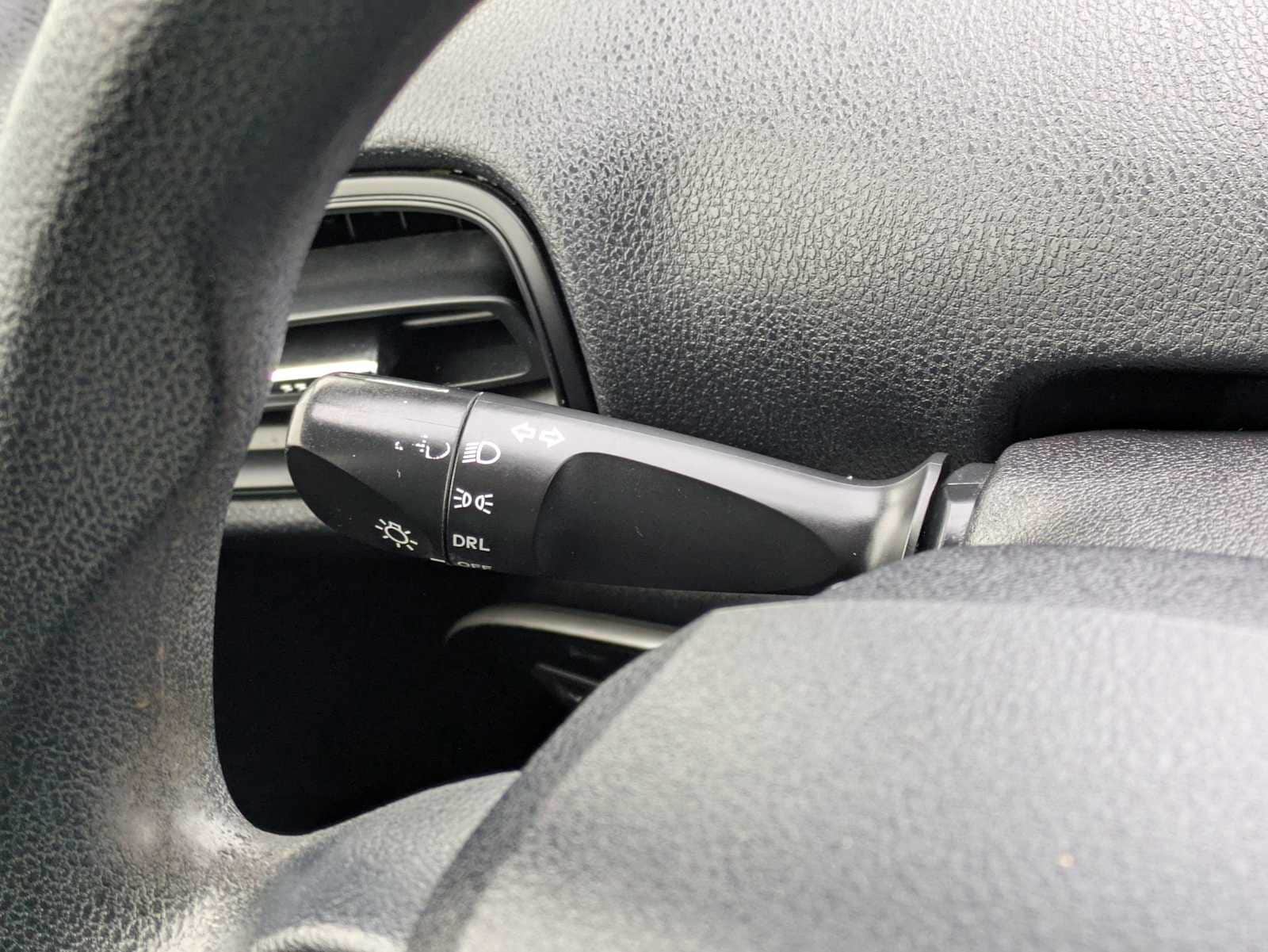 Thumbnail: 2018 Toyota Prius - 27