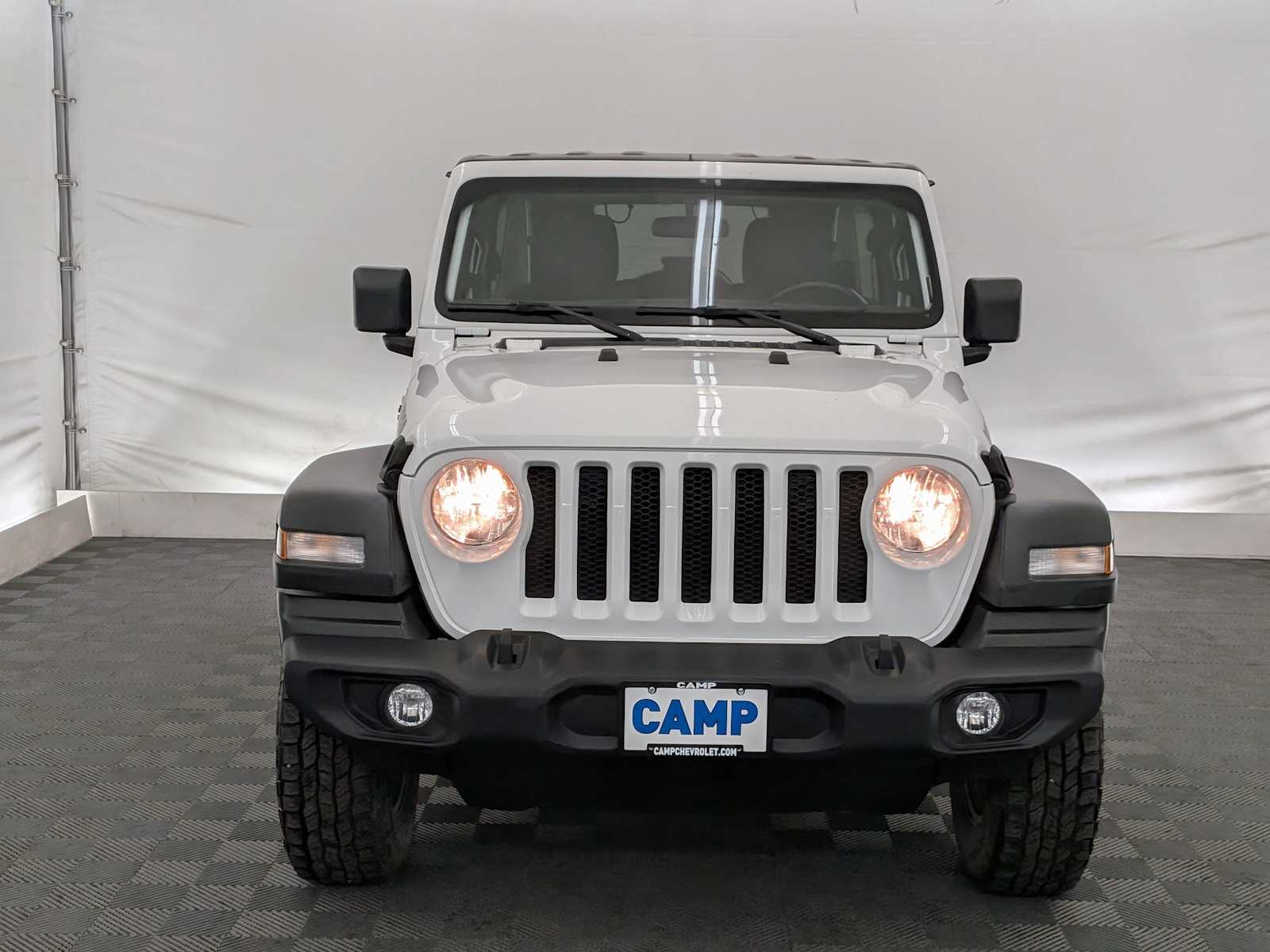 Thumbnail: 2021 Jeep Wrangler - 9