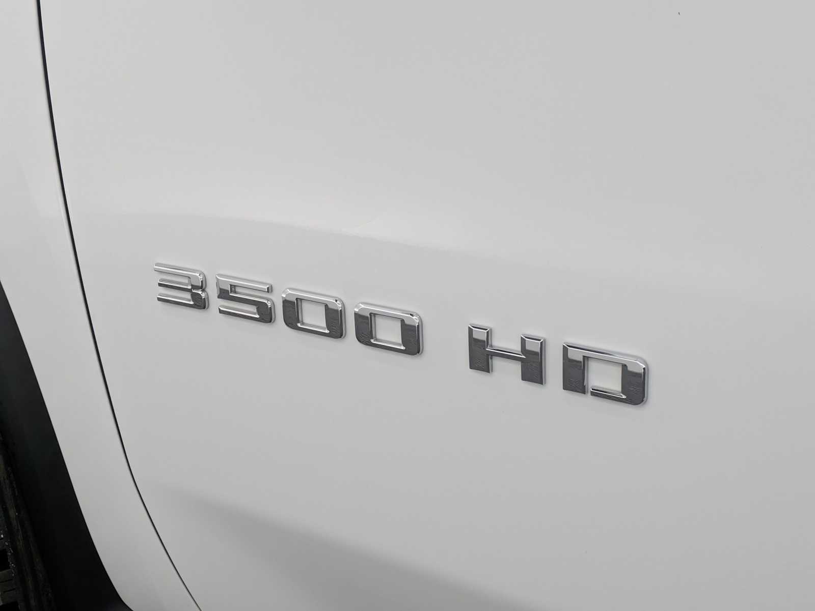 Thumbnail: 2024 Chevrolet Silverado 3500 - 11