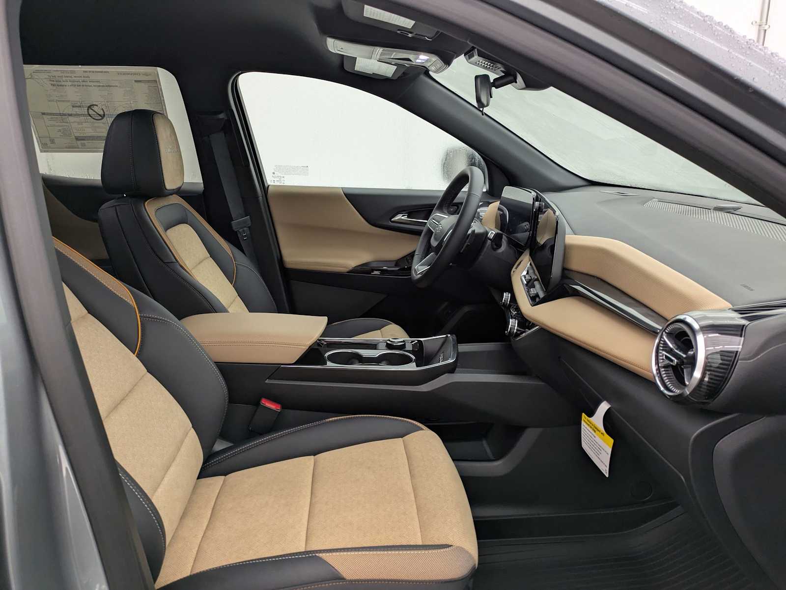 Thumbnail: 2026 Chevrolet Equinox - 22