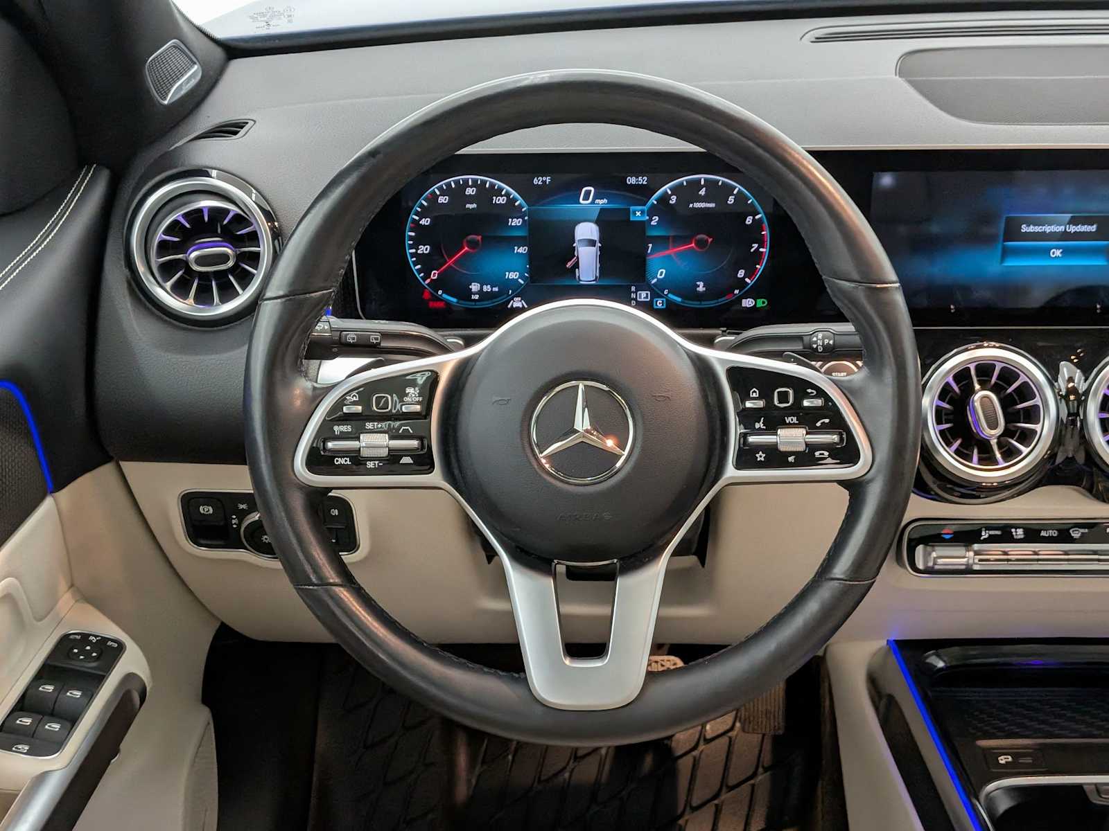 Thumbnail: 2021 Mercedes-Benz GLB - 24