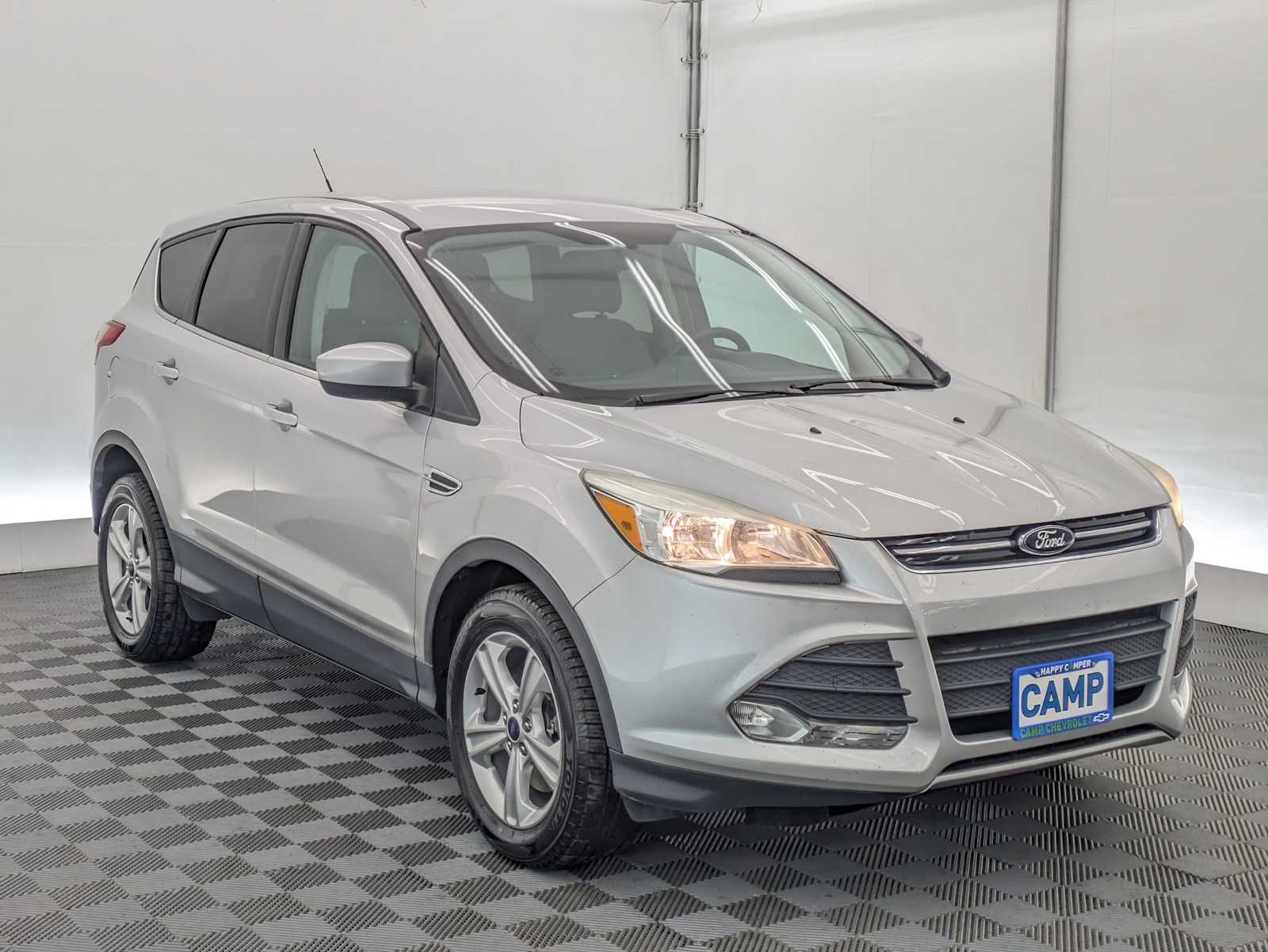 Thumbnail: 2015 Ford Escape - 8