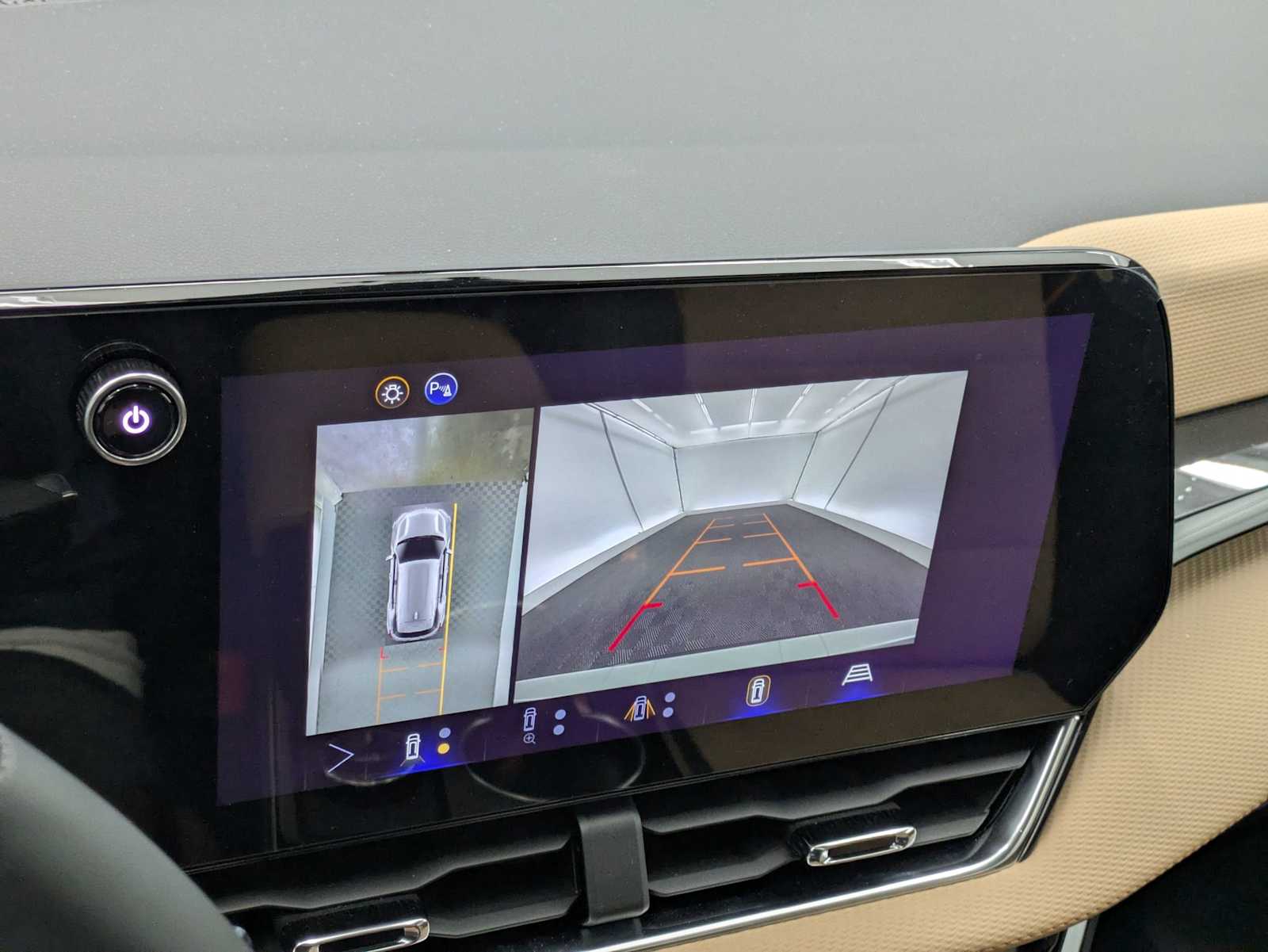 Thumbnail: 2026 Chevrolet Equinox - 30