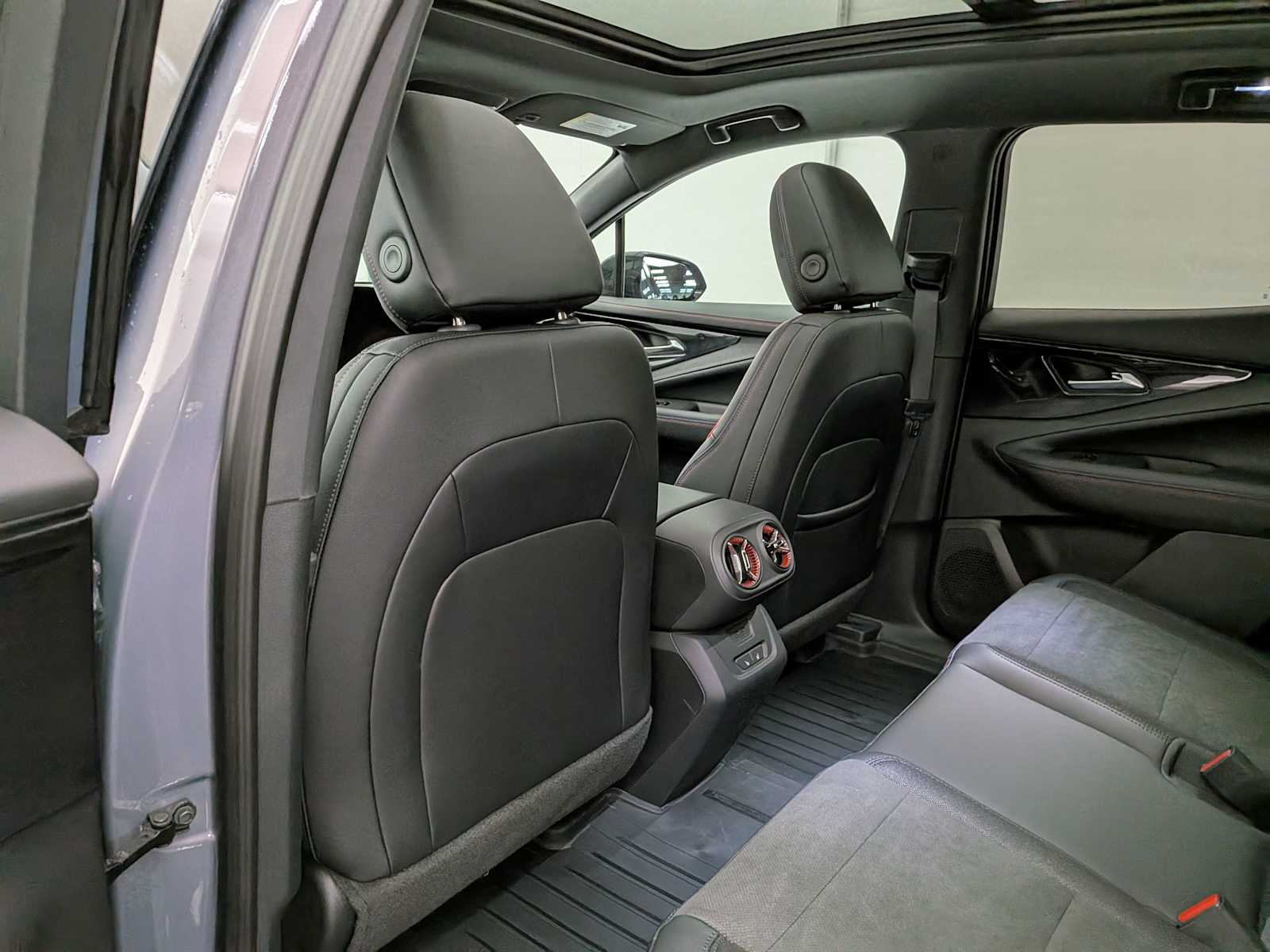 Thumbnail: 2026 Chevrolet Blazer EV - 19