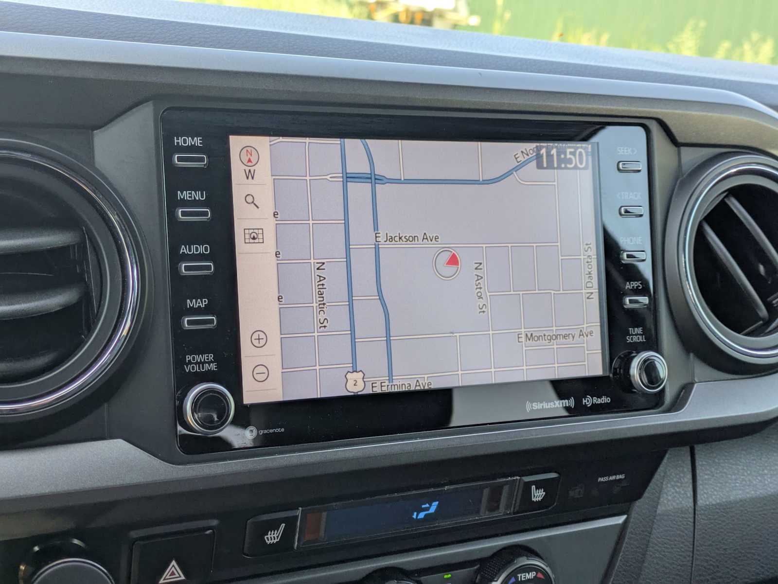 2020 Toyota Tacoma TRD Sport 32
