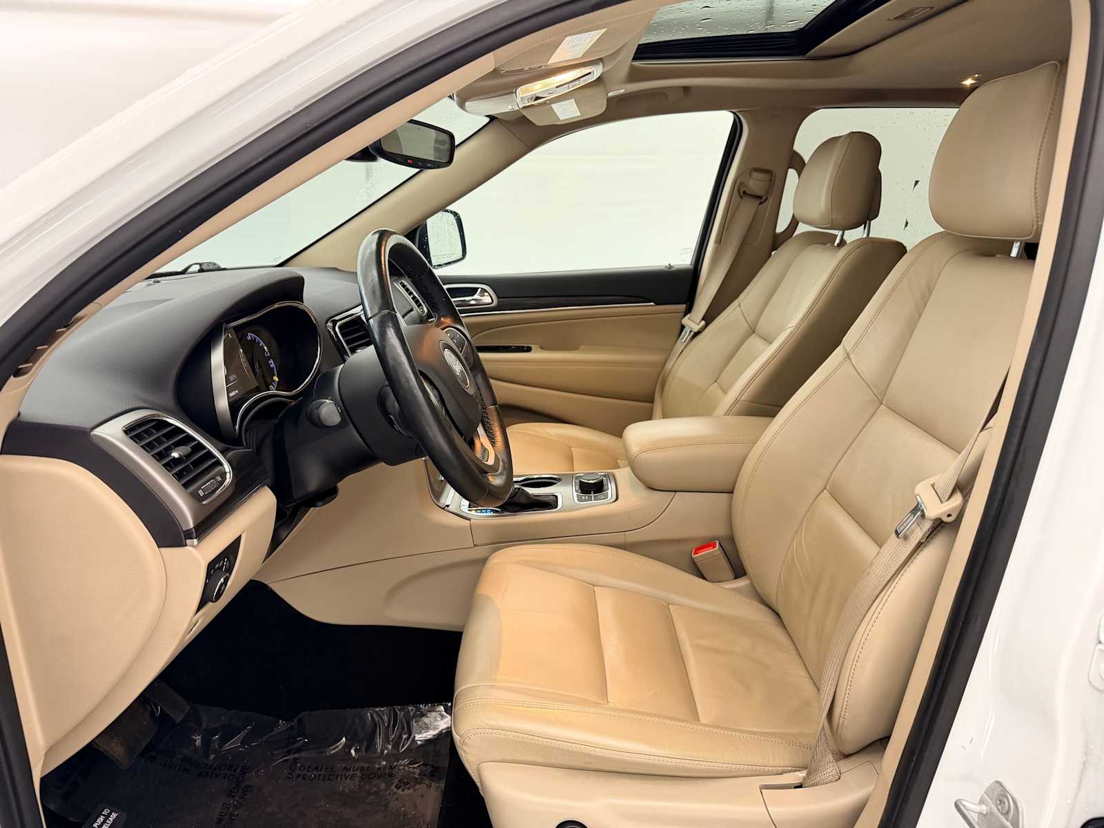 Thumbnail: 2021 Jeep Grand Cherokee - 17