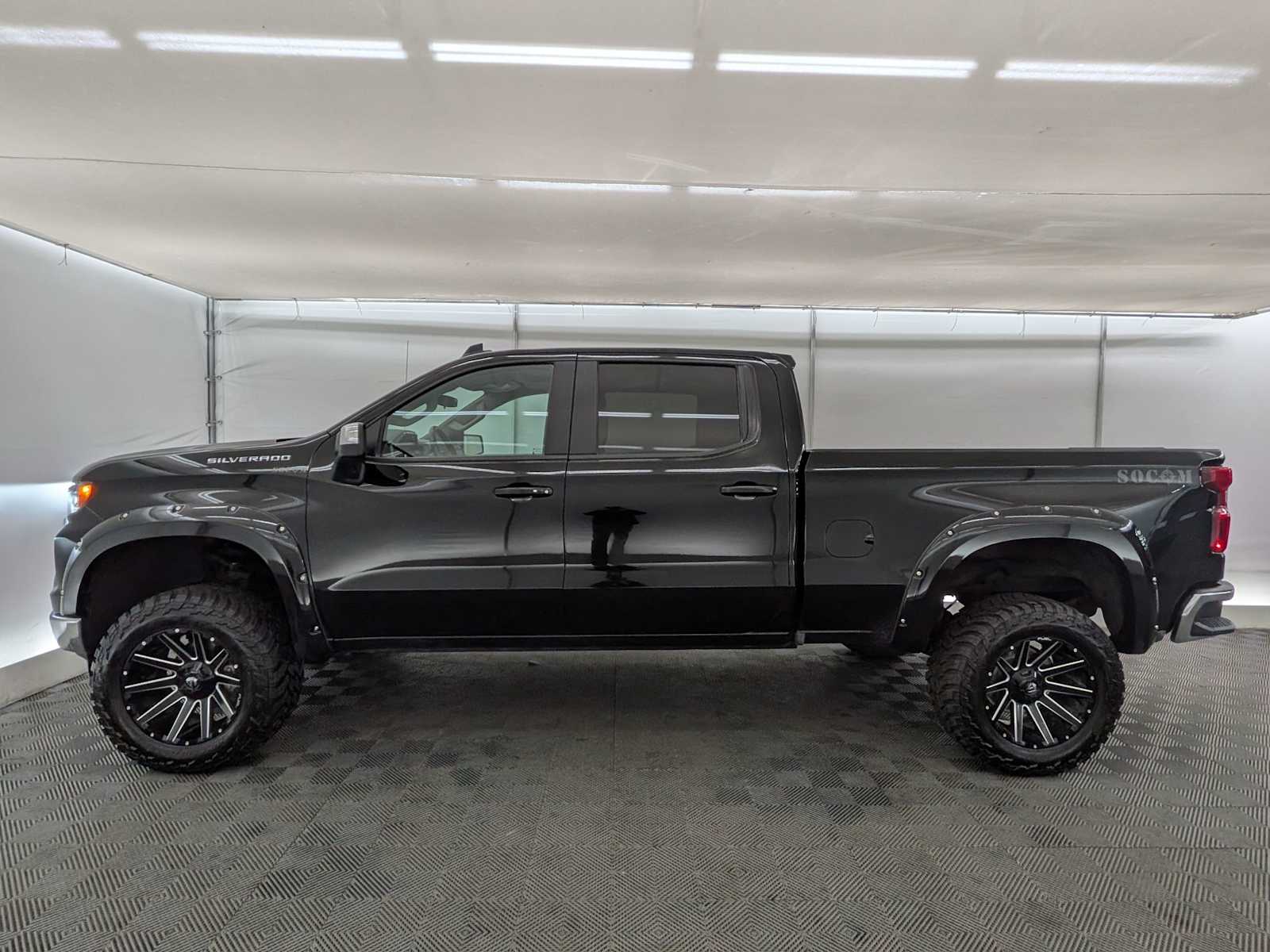 Thumbnail: 2023 Chevrolet Silverado 1500 - 3