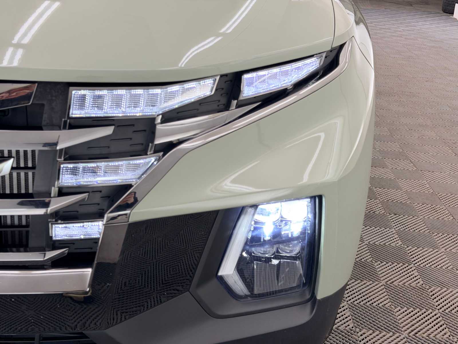 Thumbnail: 2024 Hyundai Santa Cruz - 10