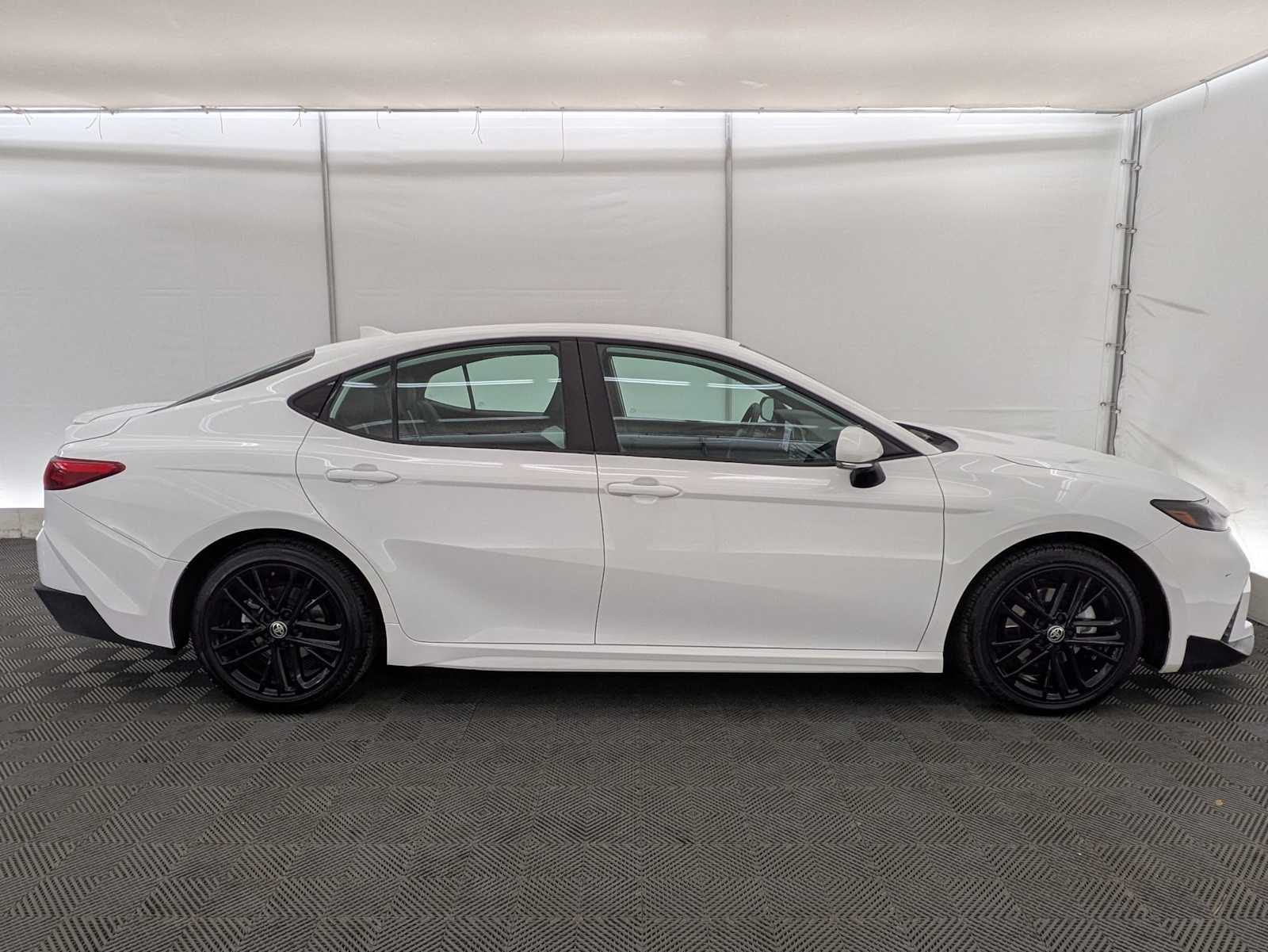 Thumbnail: 2025 Toyota Camry - 7