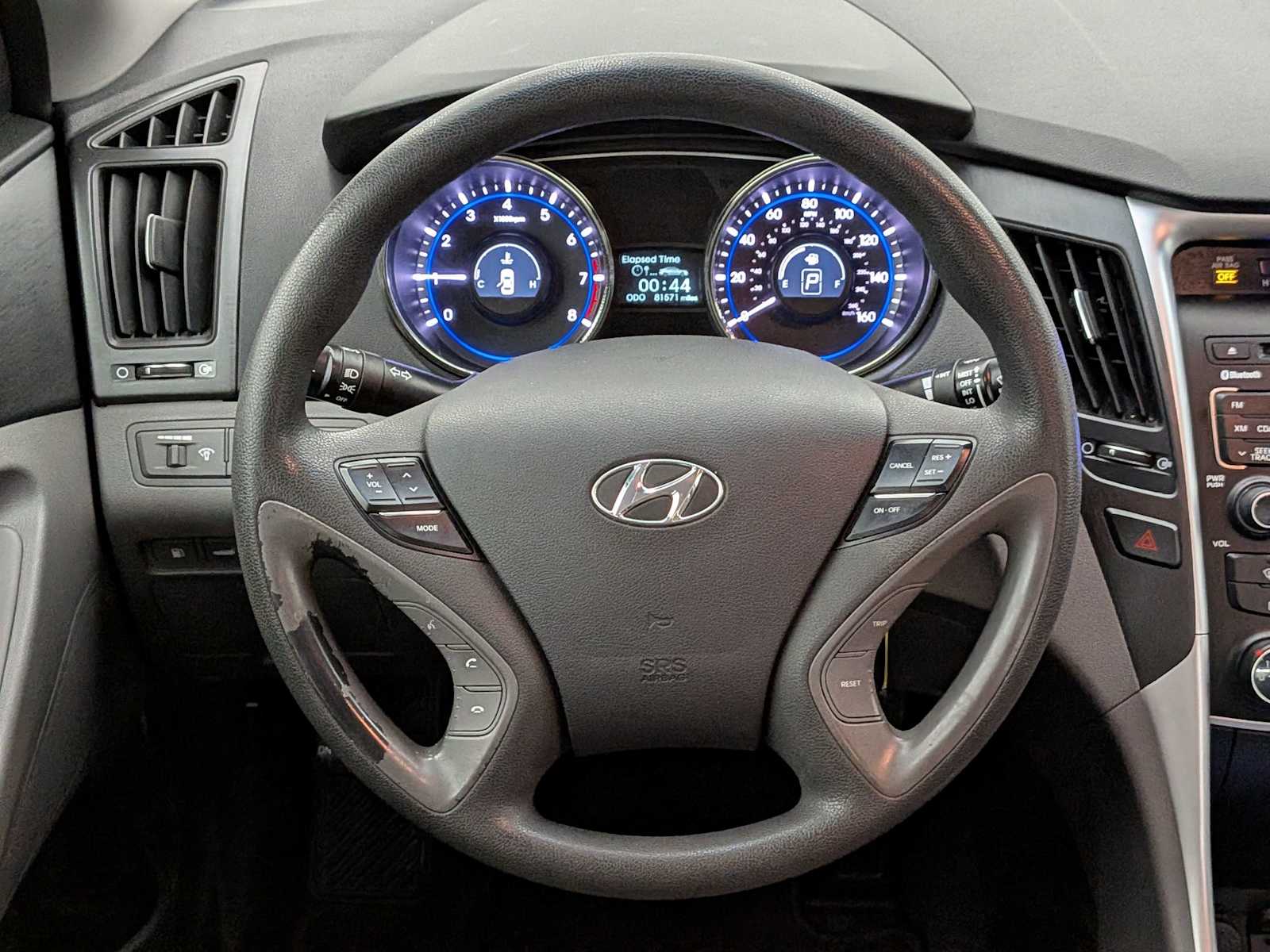 Thumbnail: 2011 Hyundai Sonata - 22