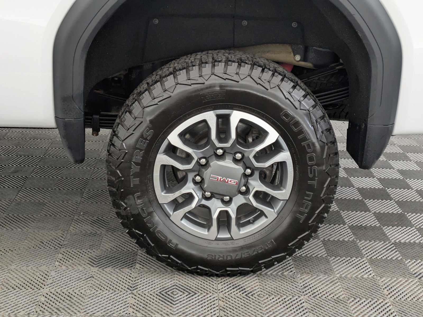 Thumbnail: 2024 GMC Sierra 3500 - 15