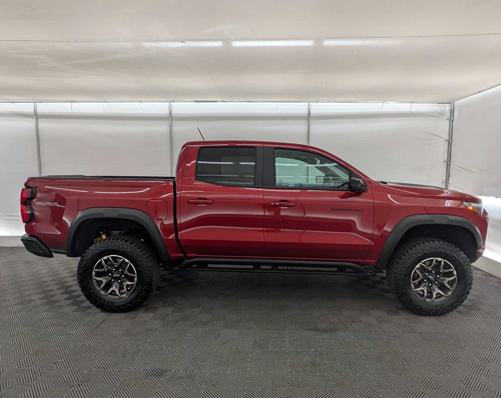 Thumbnail: 2024 Chevrolet Colorado - 7