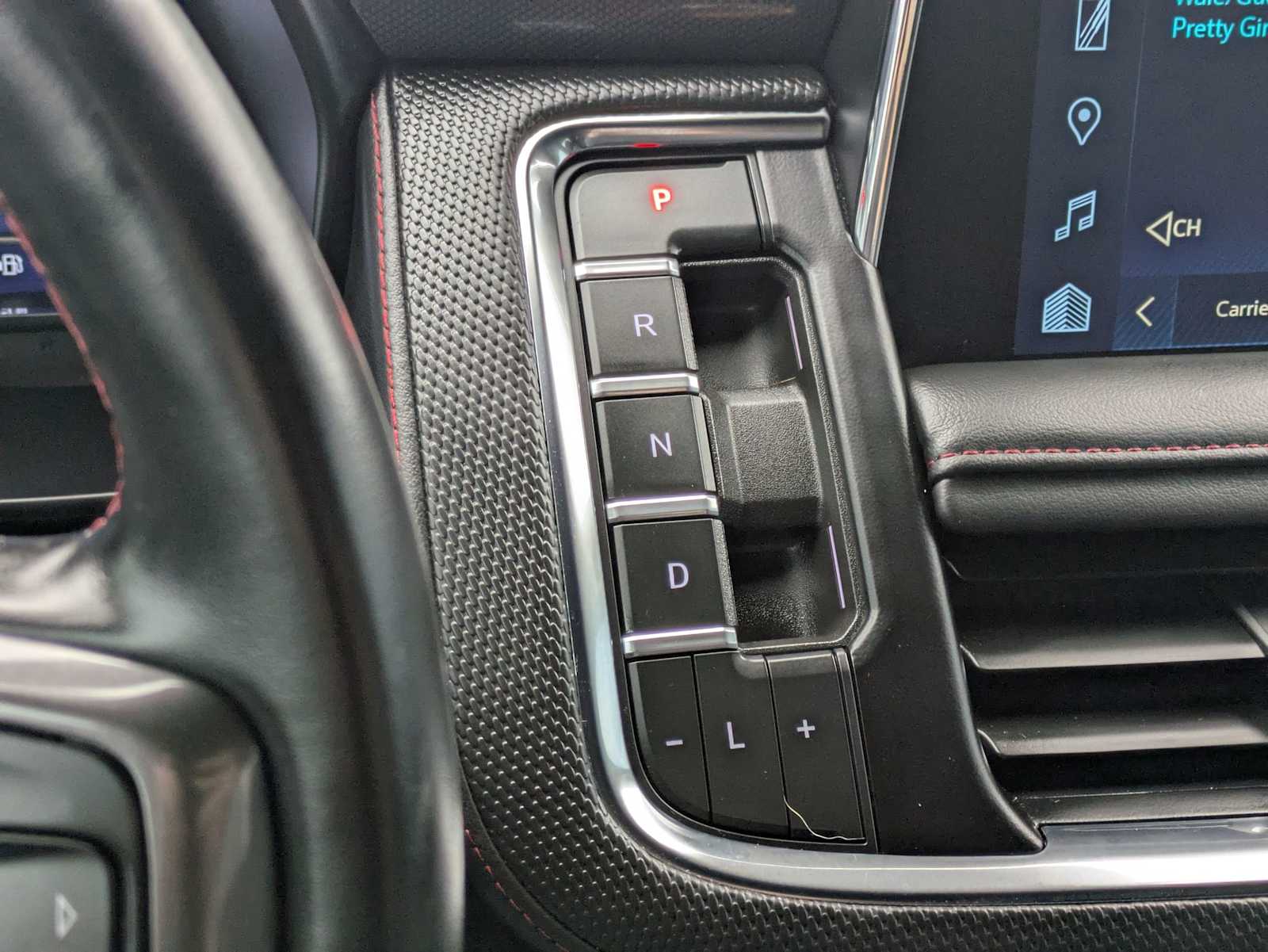 Thumbnail: 2024 Chevrolet Tahoe - 32