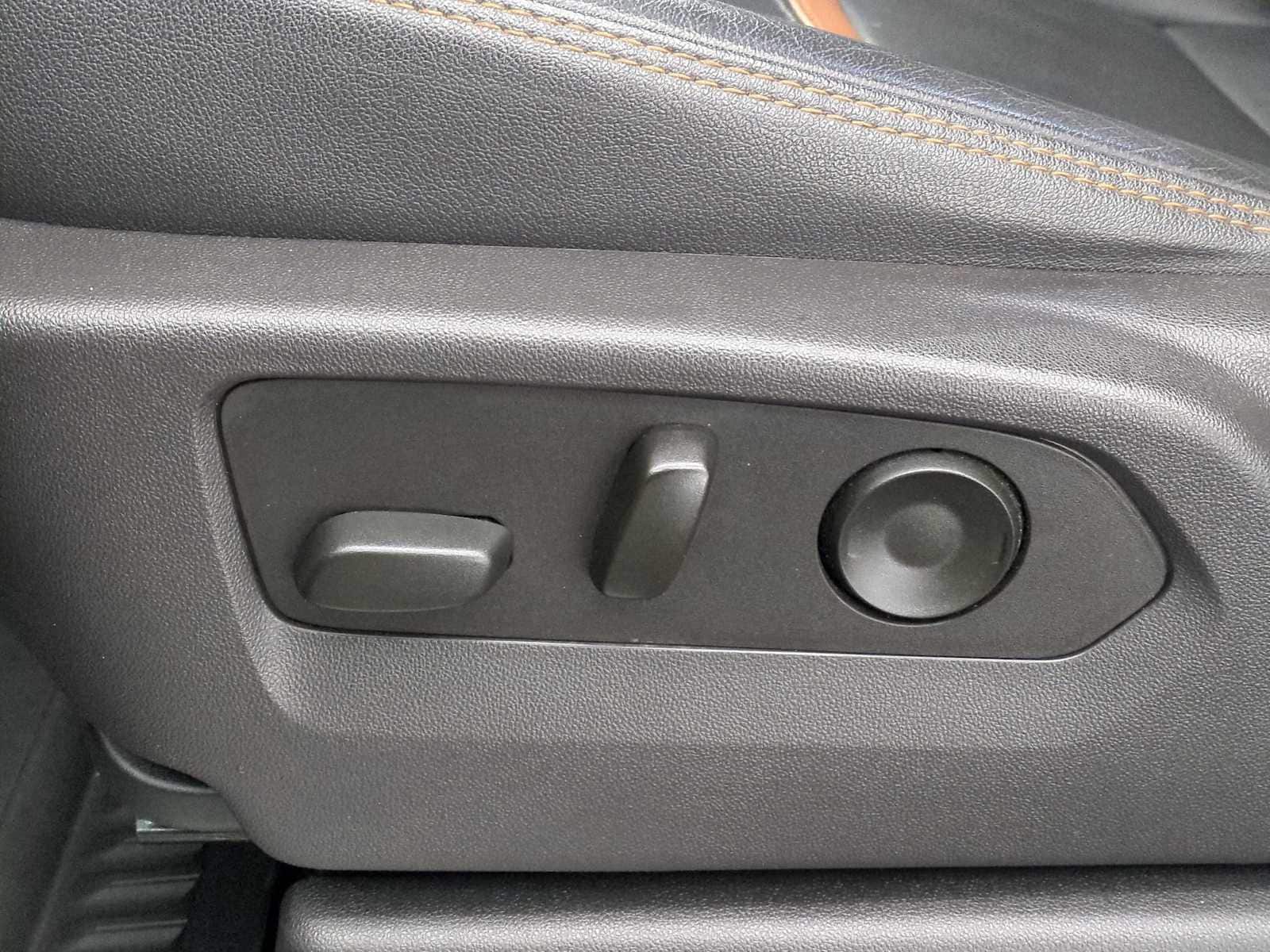 Thumbnail: 2023 GMC Sierra 1500 - 16