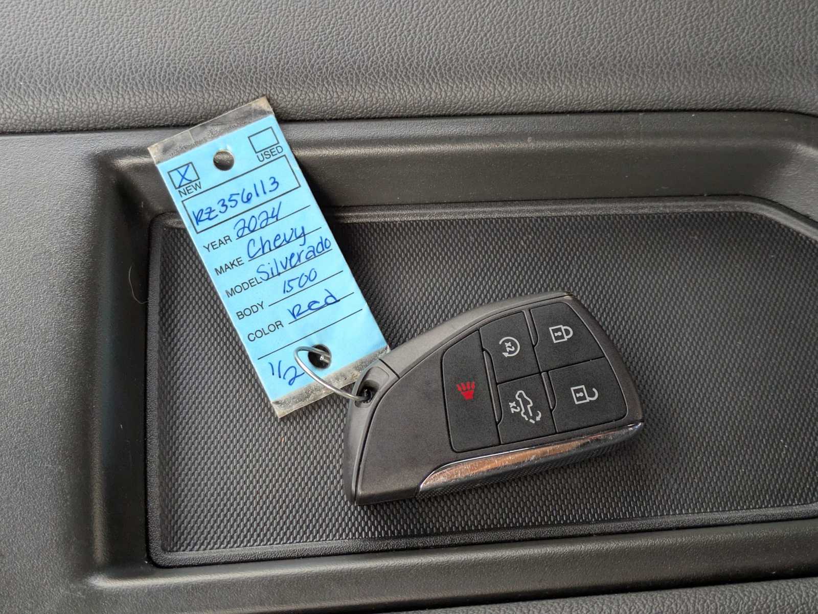 Thumbnail: 2024 Chevrolet Silverado 1500 - 33