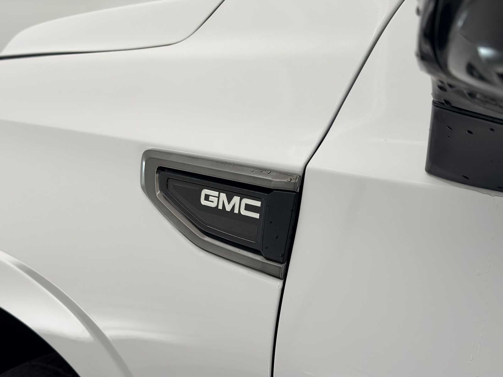 Thumbnail: 2024 GMC Yukon - 15
