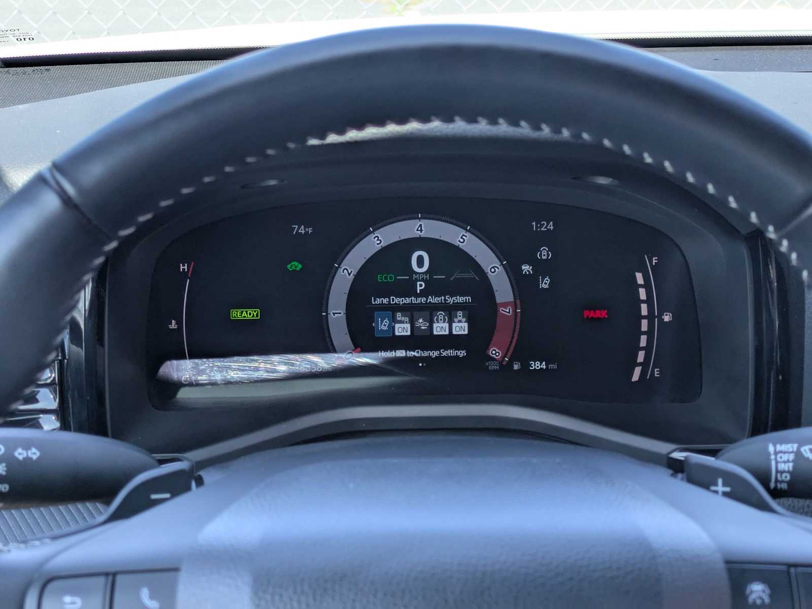 Thumbnail: 2025 Toyota Camry - 32