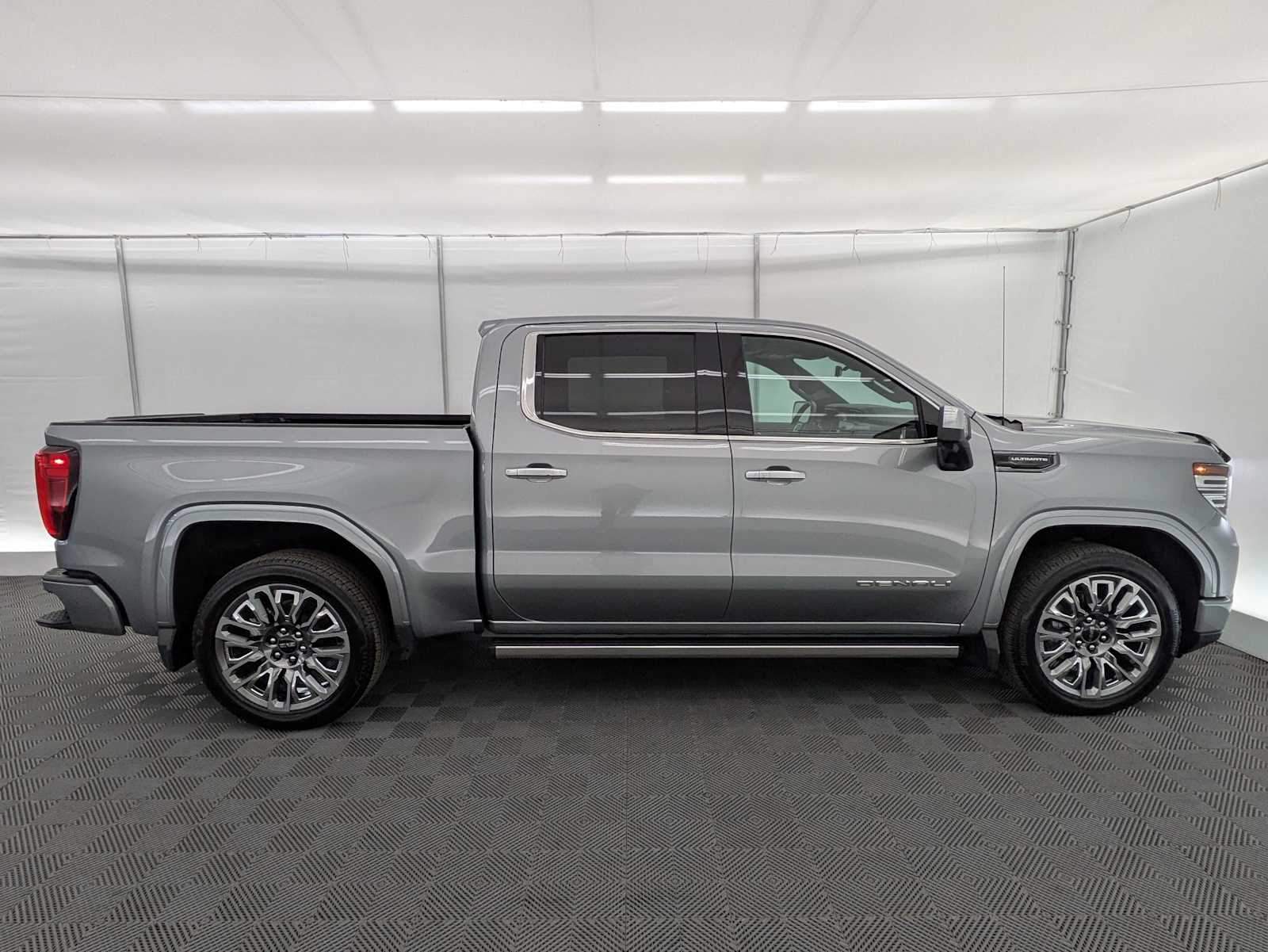 Thumbnail: 2025 GMC Sierra 1500 - 7