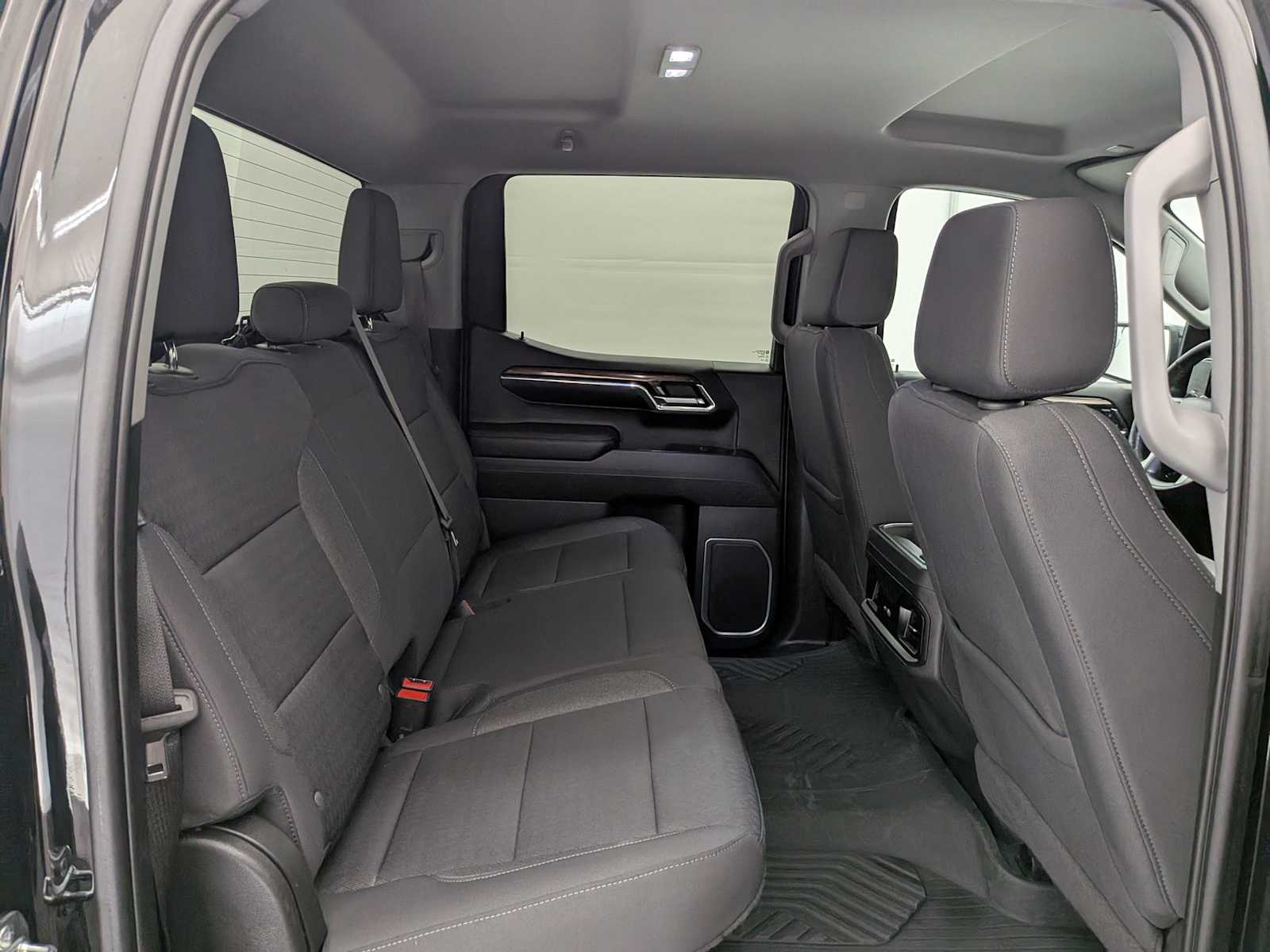 Thumbnail: 2023 Chevrolet Silverado 1500 - 23