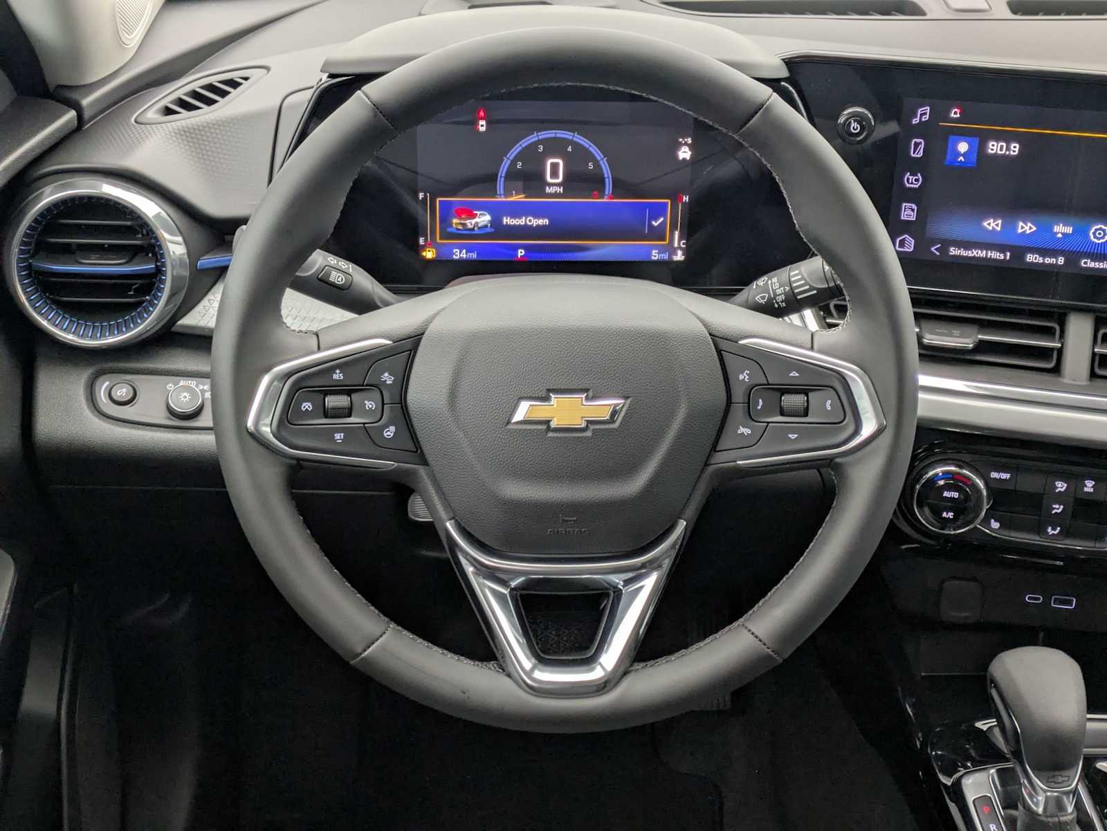 Thumbnail: 2026 Chevrolet Trax - 23