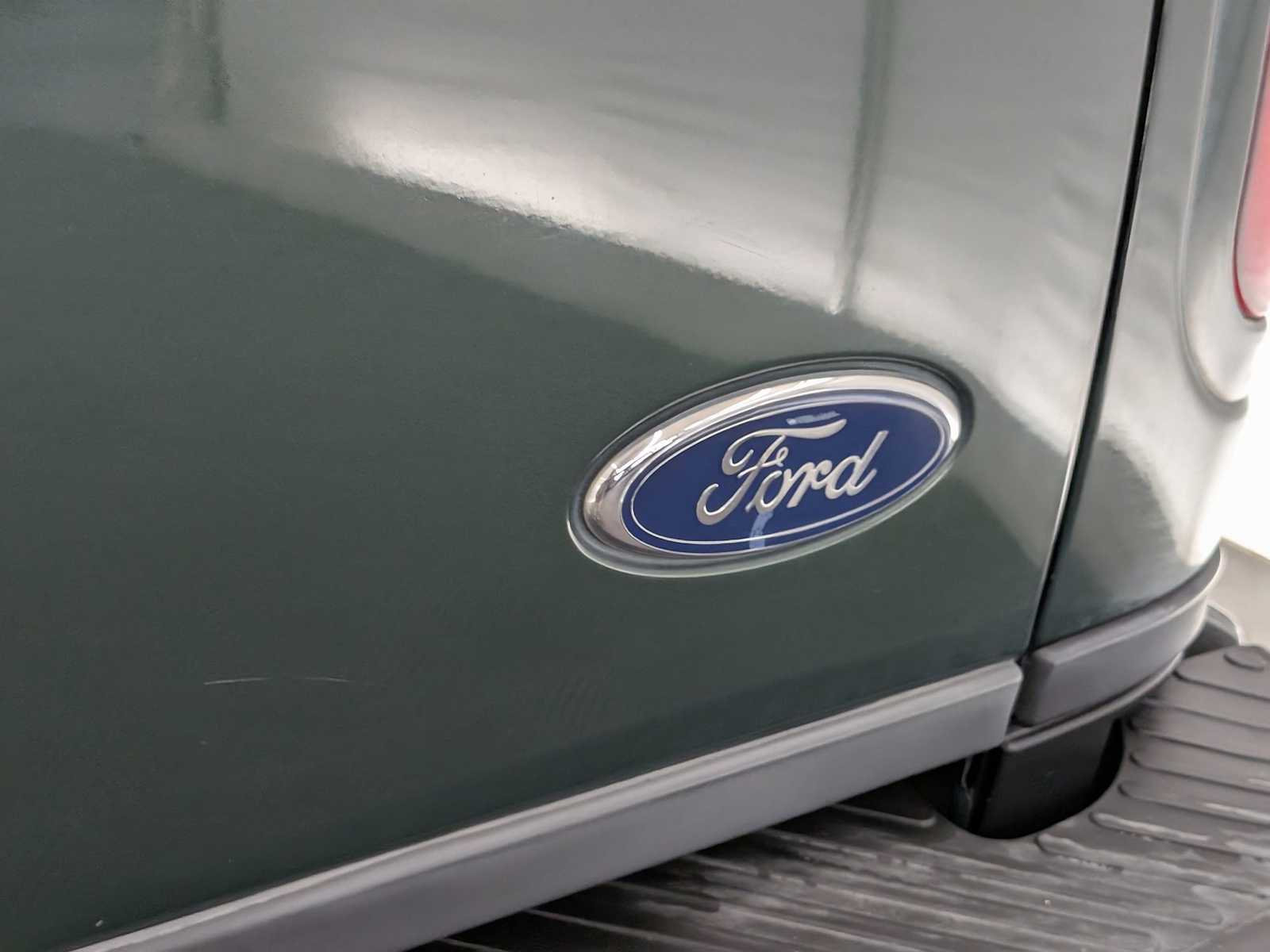 Thumbnail: 2002 Ford F-150 - 14