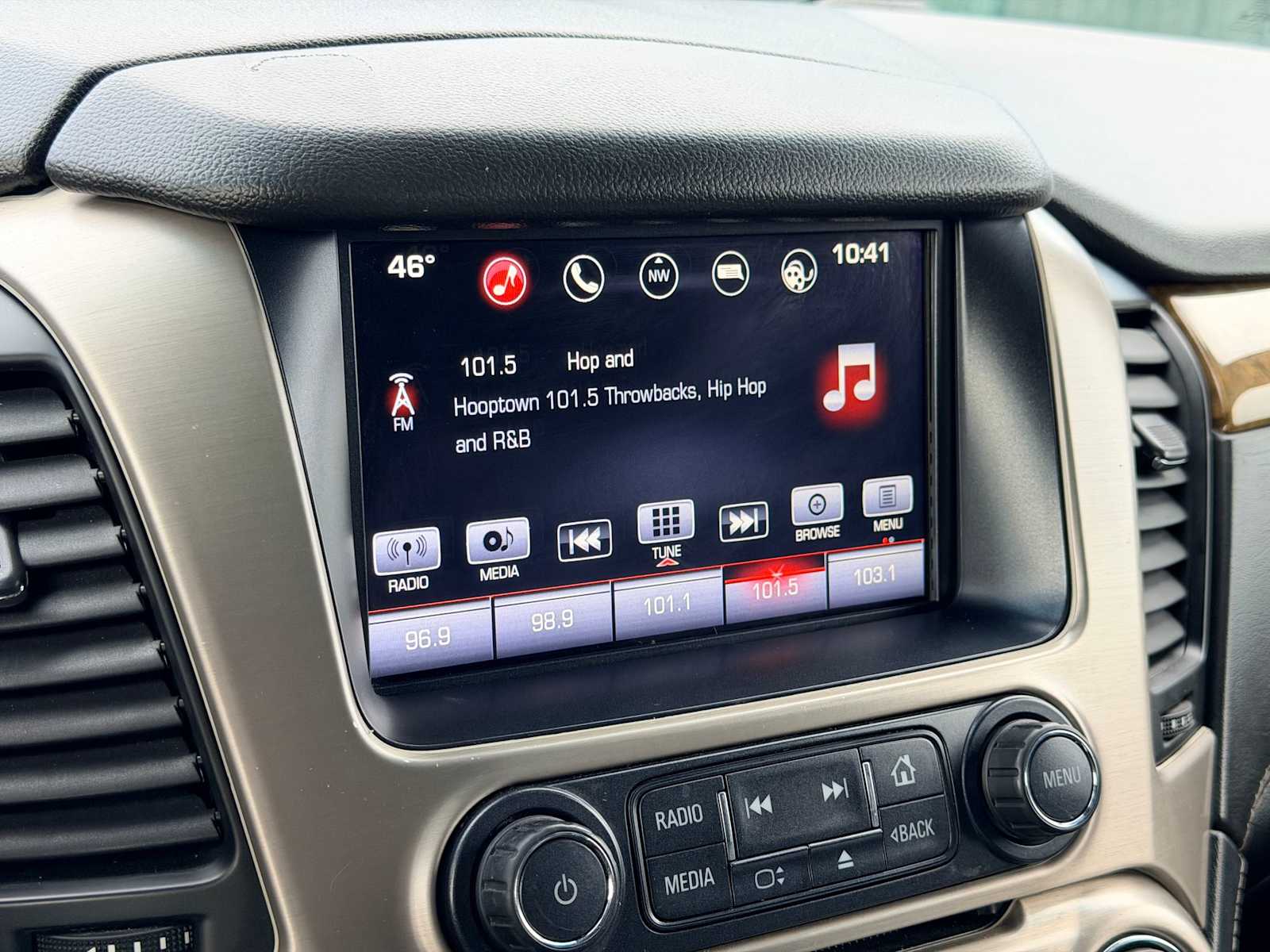 Thumbnail: 2016 GMC Yukon XL - 29