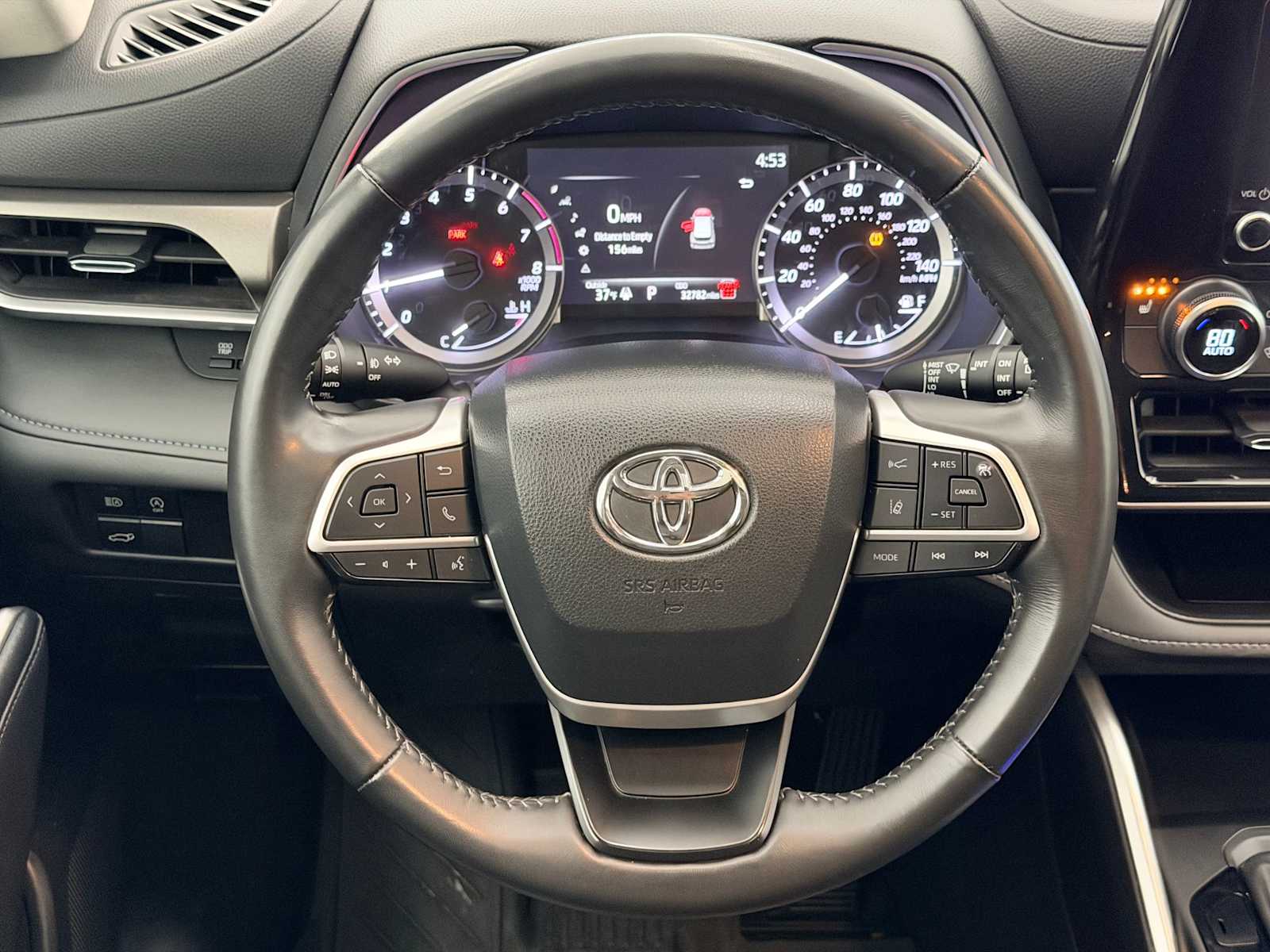 Thumbnail: 2024 Toyota Highlander - 23