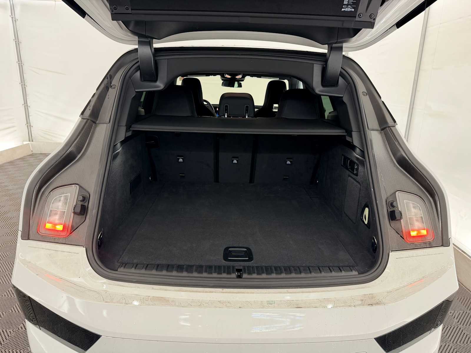 Thumbnail: 2023 BMW iX - 33