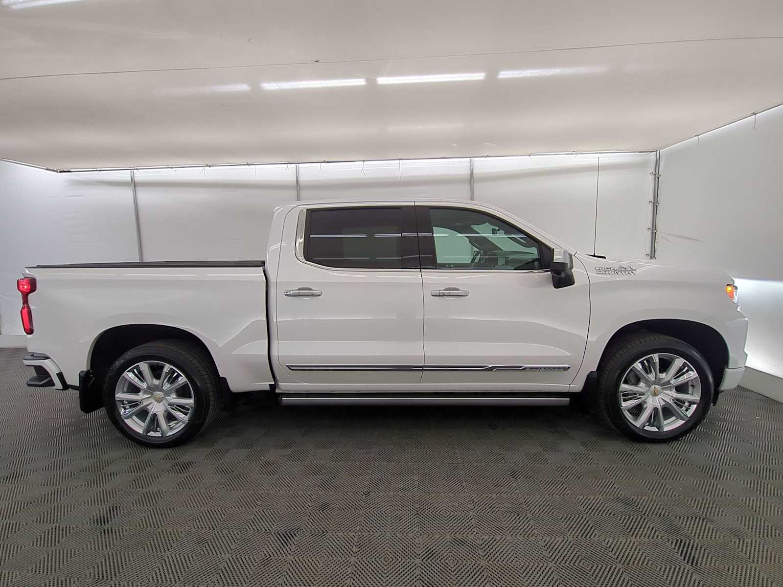 Thumbnail: 2024 Chevrolet Silverado 1500 - 7