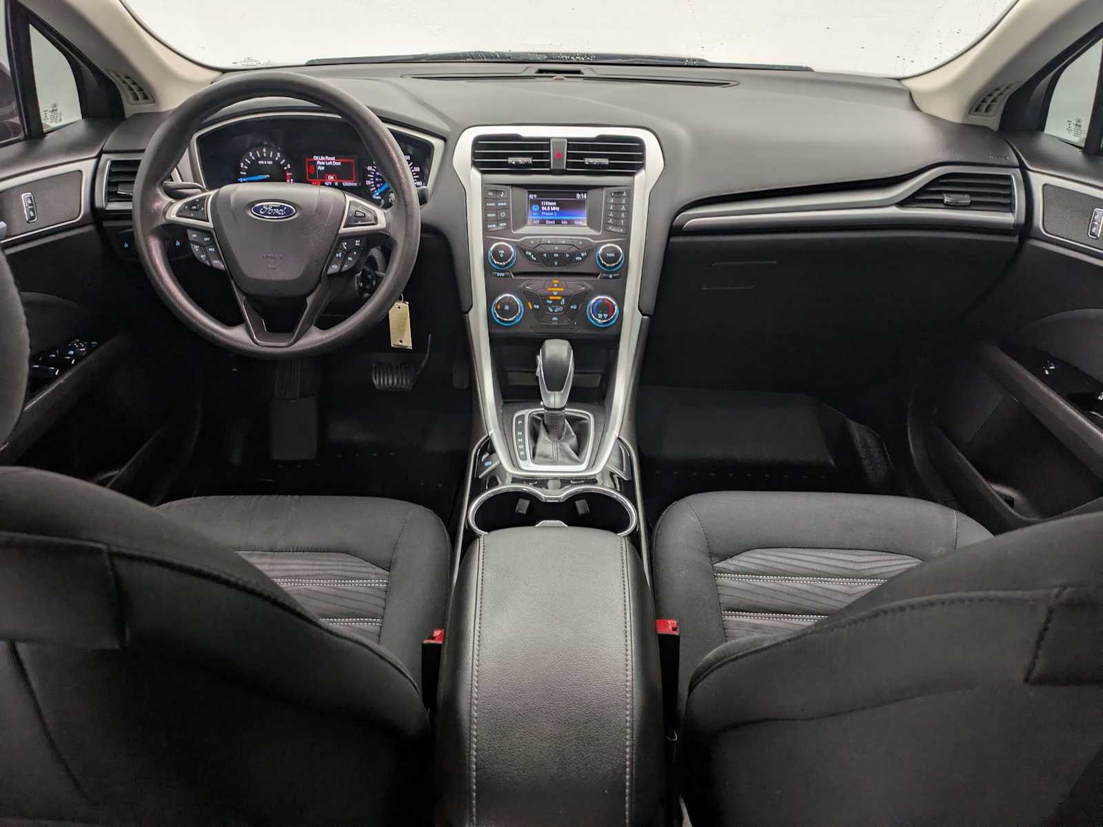 Thumbnail: 2016 Ford Fusion - 16