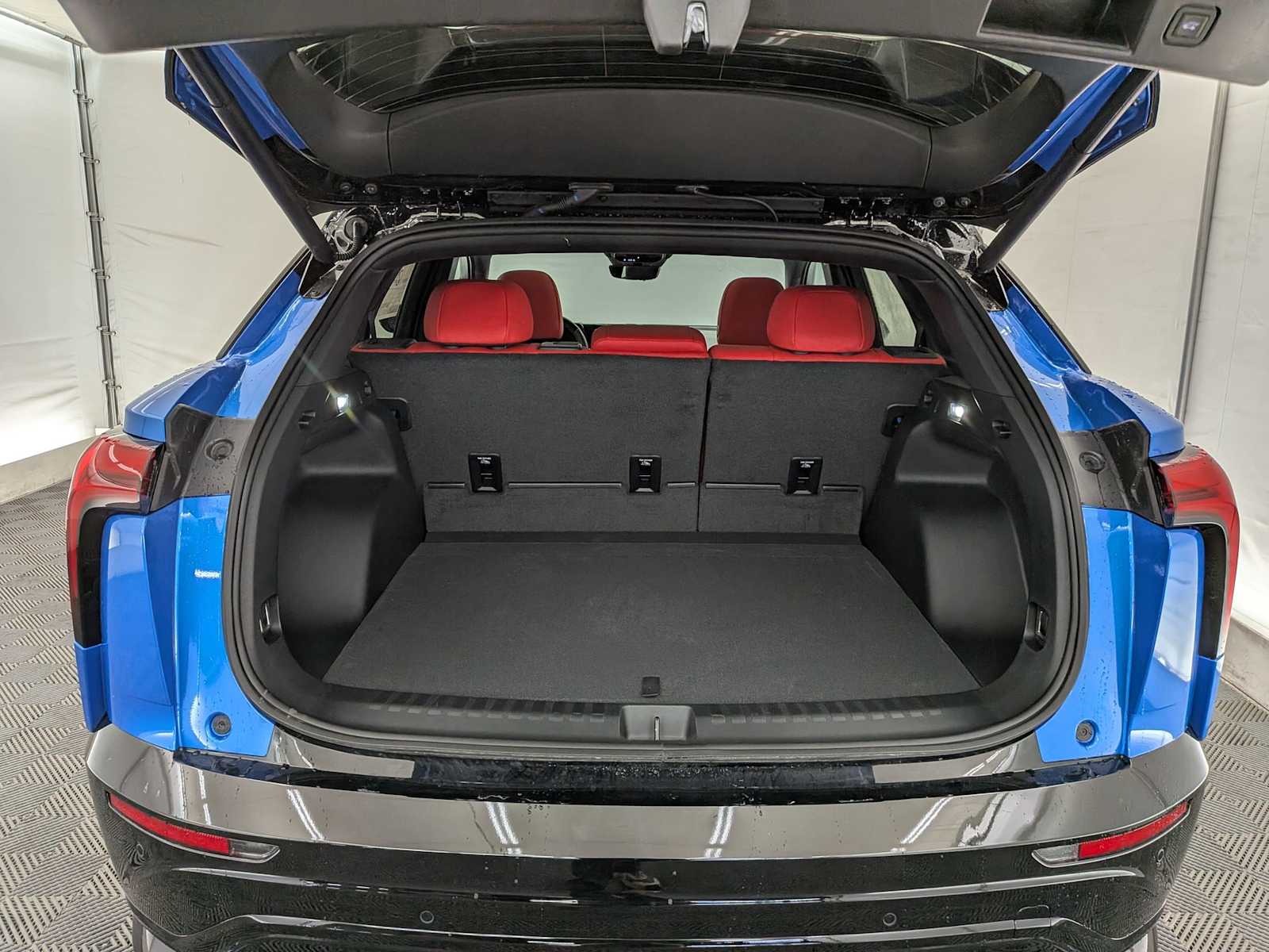 Thumbnail: 2026 Chevrolet Blazer EV - 33