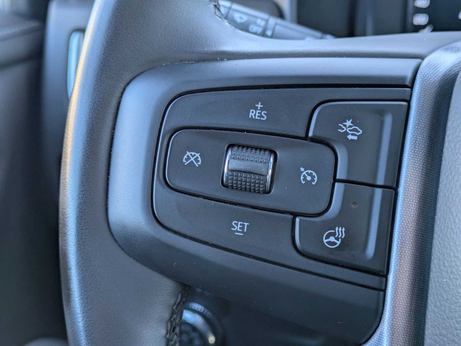 Thumbnail: 2024 GMC Yukon XL - 26