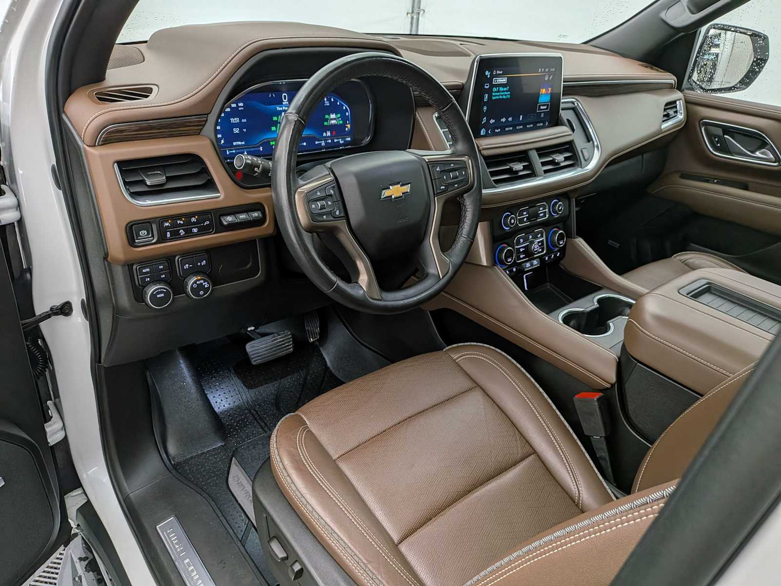 Thumbnail: 2022 Chevrolet Tahoe - 2