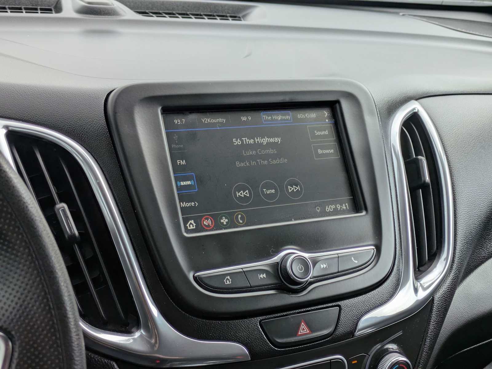 Thumbnail: 2019 Chevrolet Equinox - 30