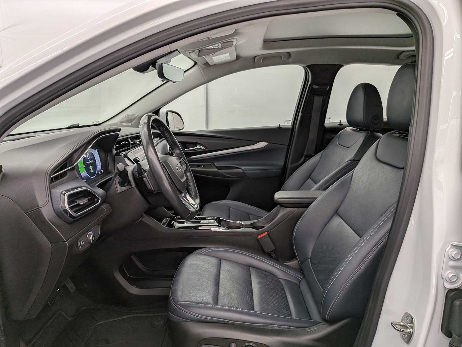 Thumbnail: 2022 Chevrolet Bolt EUV - 16