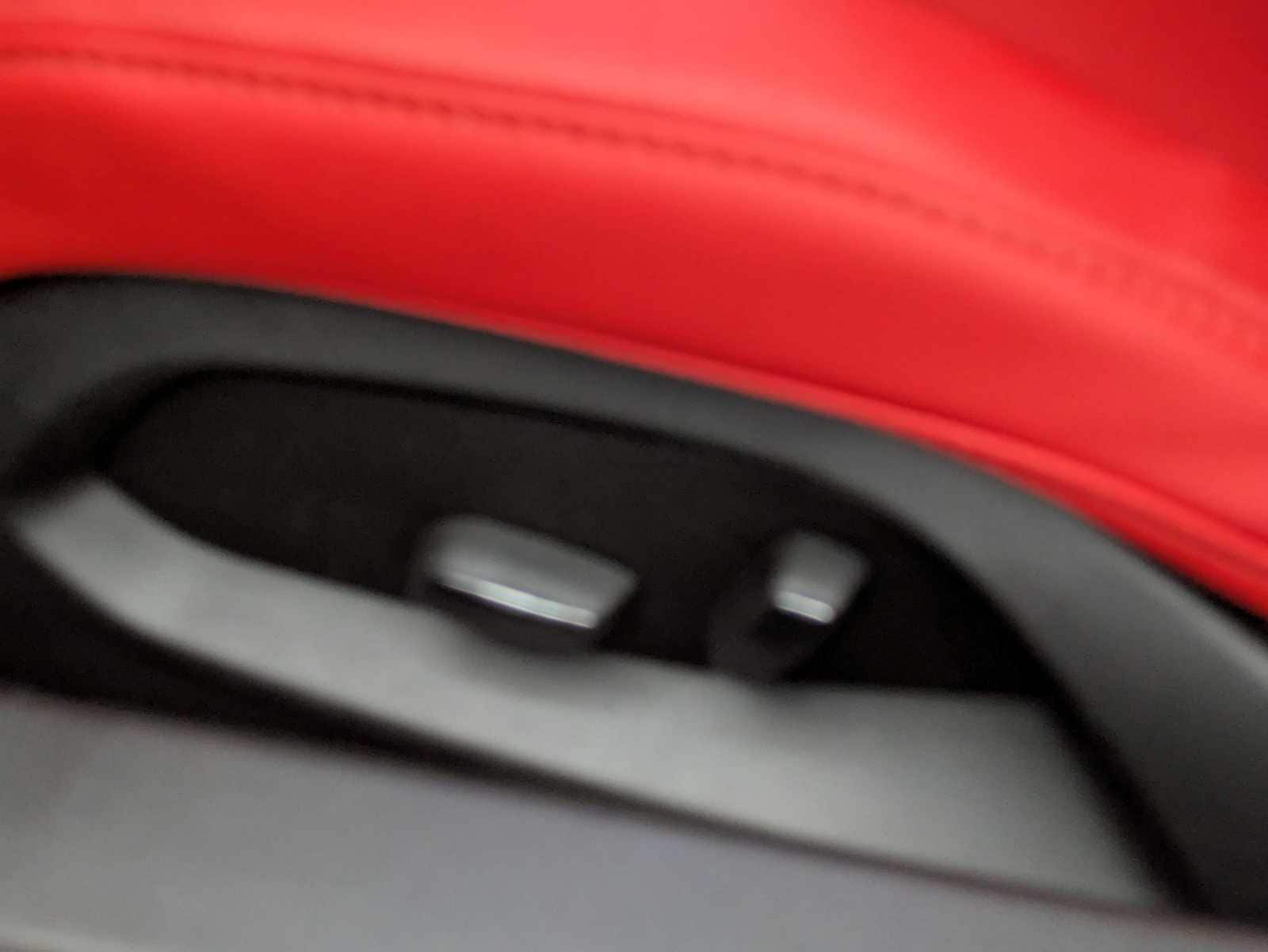 2024 Chevrolet Corvette Stingray 16