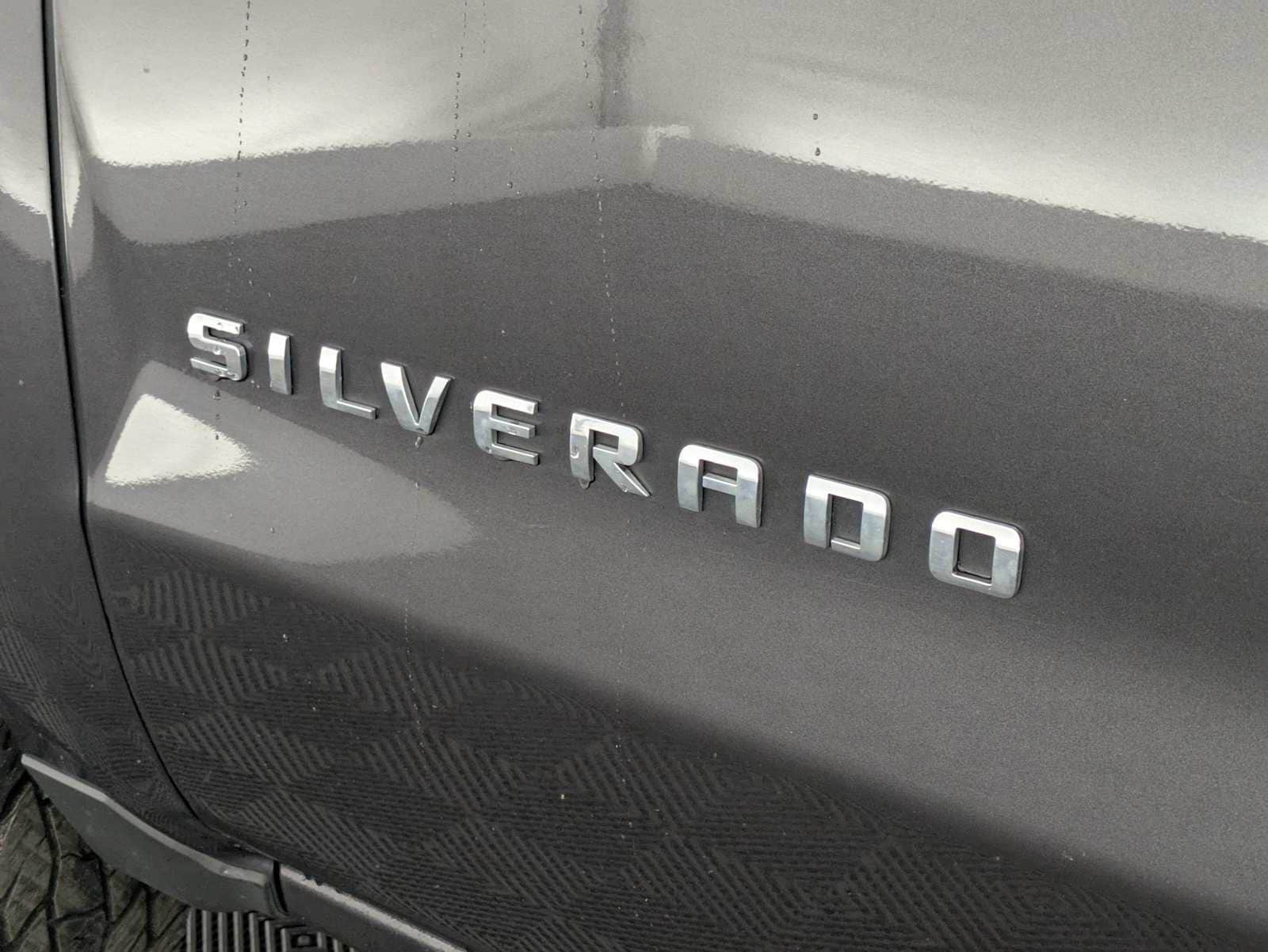 Thumbnail: 2015 Chevrolet Silverado 1500 - 11