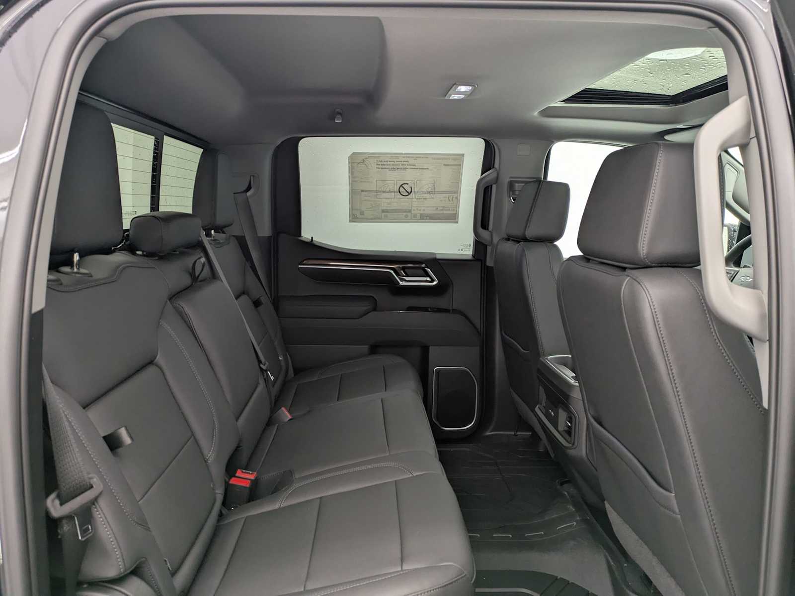 Thumbnail: 2026 Chevrolet Silverado 1500 - 23