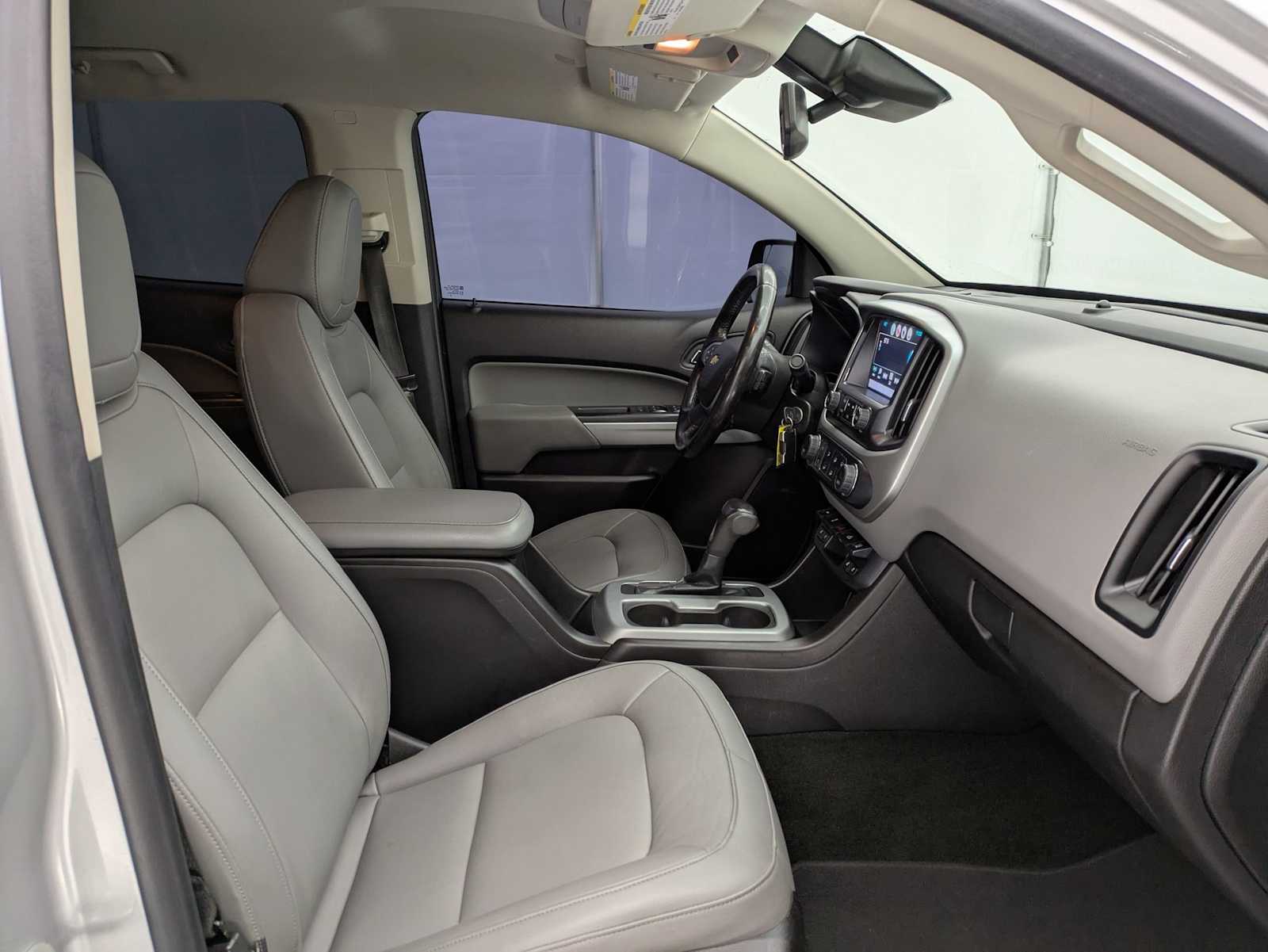 Thumbnail: 2017 Chevrolet Colorado - 22