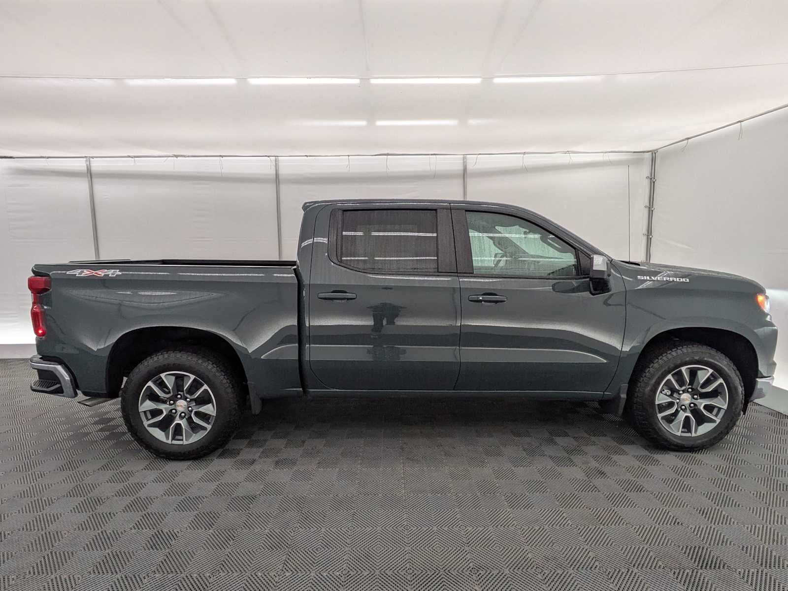 Thumbnail: 2026 Chevrolet Silverado 1500 - 7