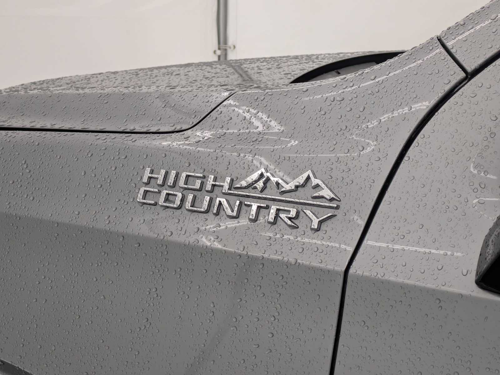 Thumbnail: 2025 Chevrolet Suburban - 12