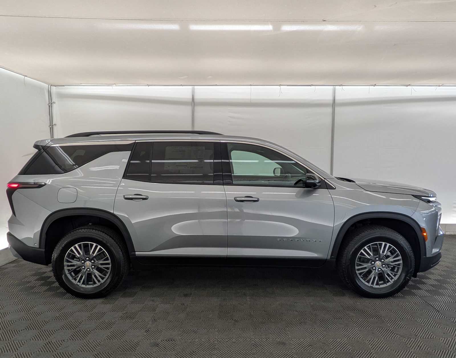 Thumbnail: 2026 Chevrolet Traverse - 7