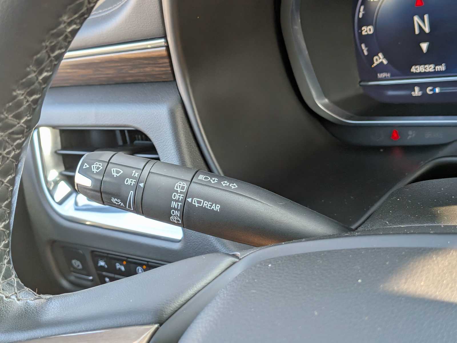 Thumbnail: 2023 Chevrolet Tahoe - 26