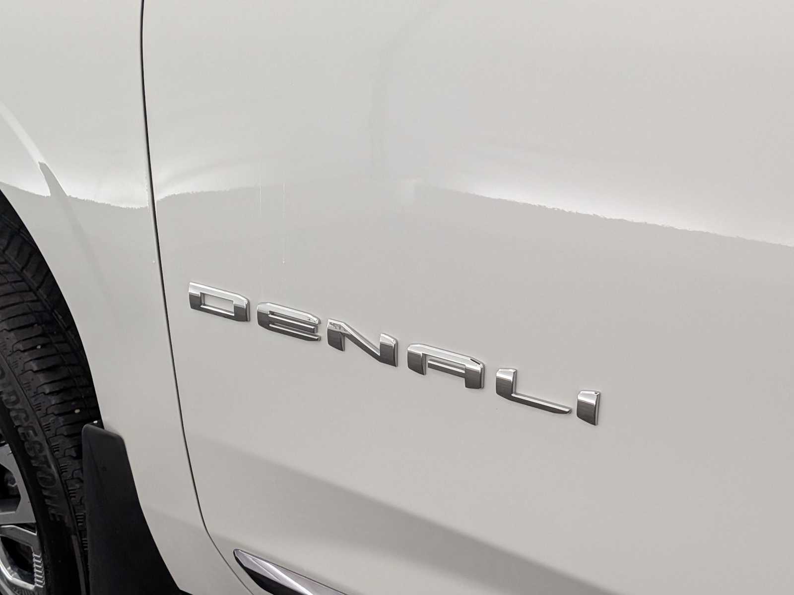 Thumbnail: 2023 GMC Yukon - 11