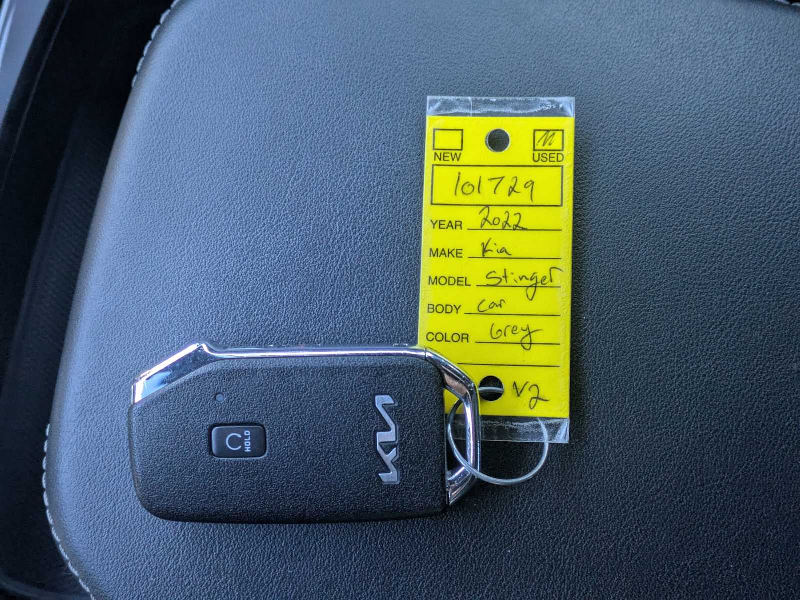 Thumbnail: 2022 Kia Stinger - 34