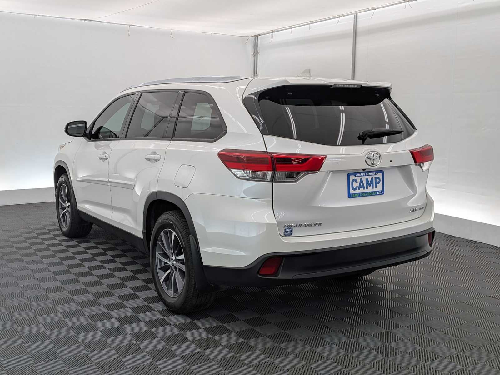 Thumbnail: 2019 Toyota Highlander - 5