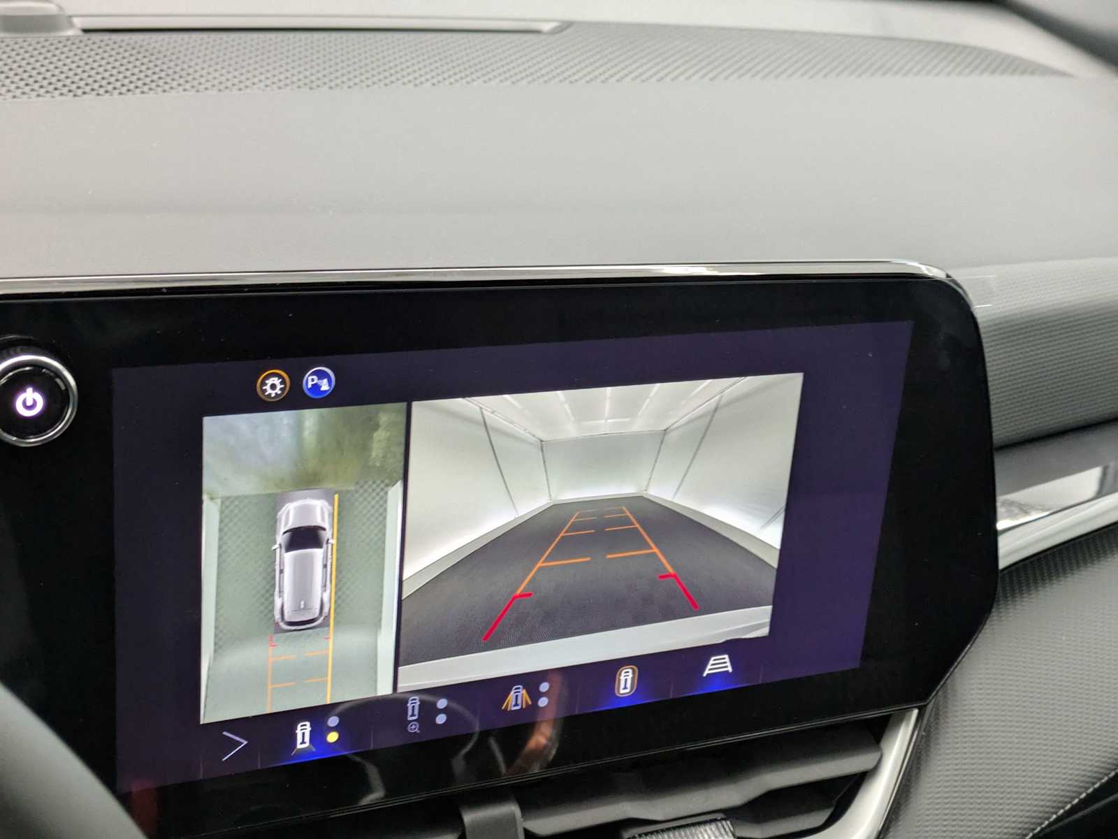 Thumbnail: 2026 Chevrolet Equinox - 27