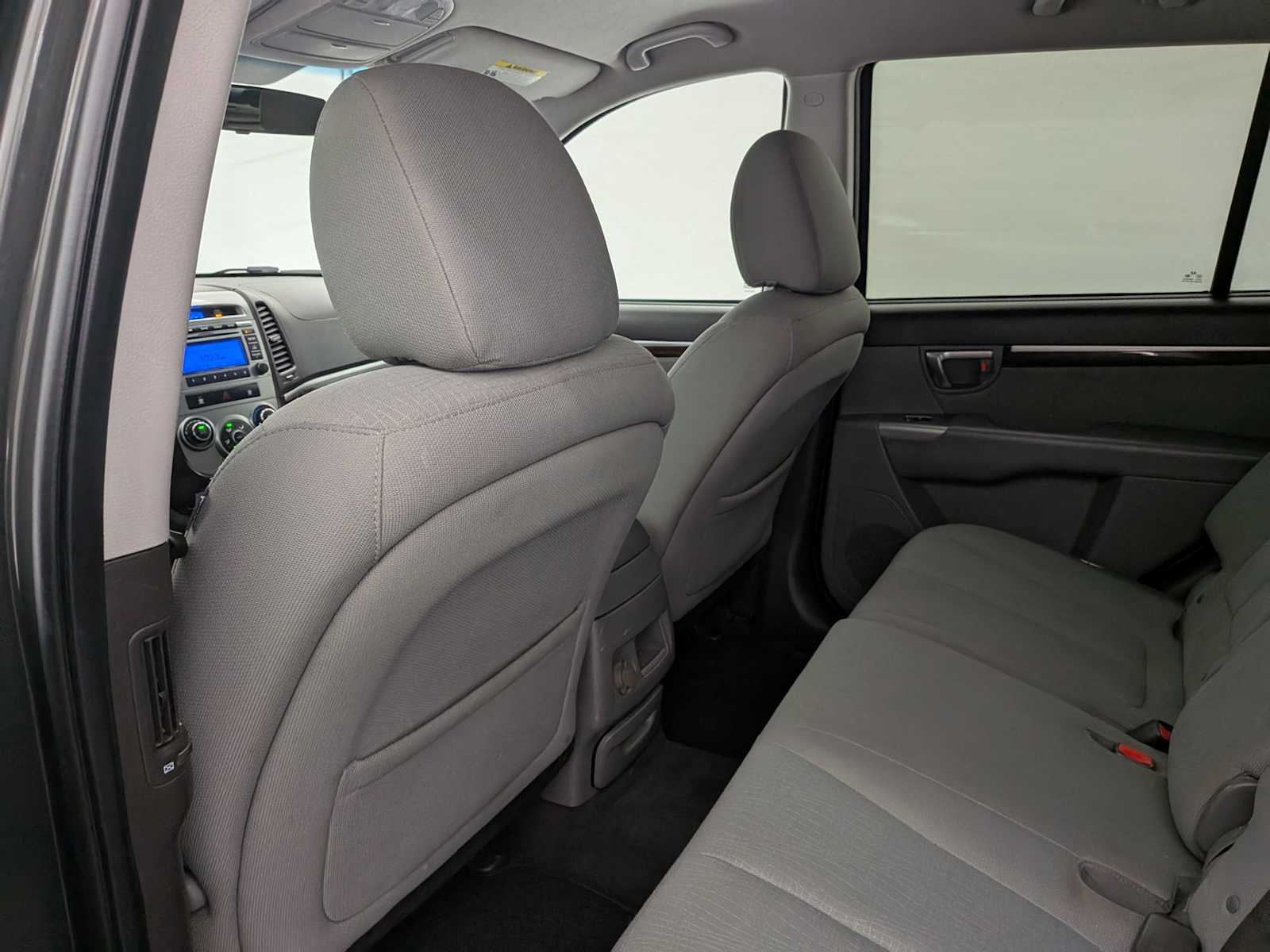 Thumbnail: 2011 Hyundai Santa Fe - 19