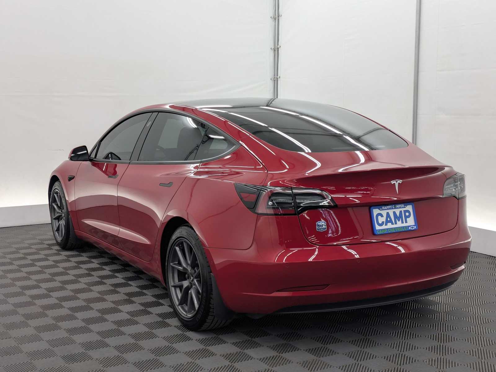 Thumbnail: 2021 Tesla Model 3 - 4